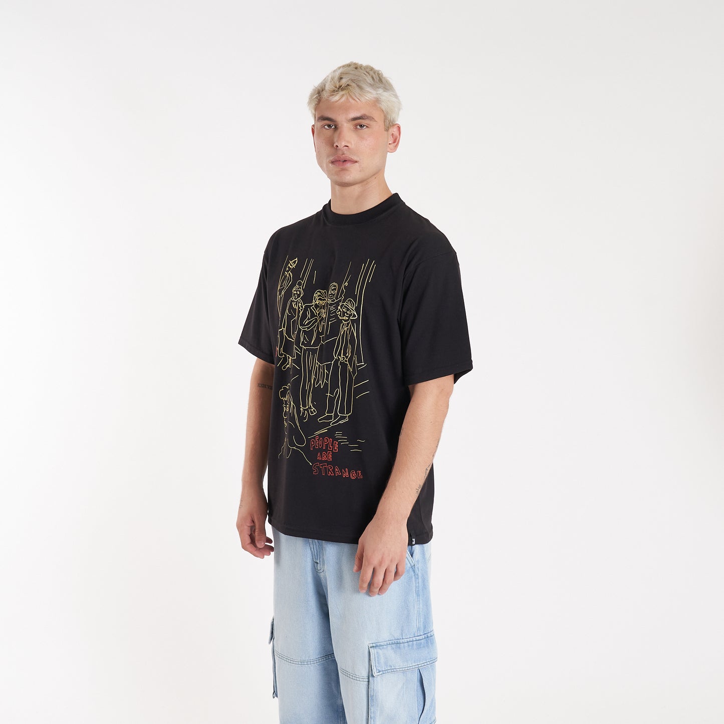 Remera Mc Vulk Strangers Tee Black
