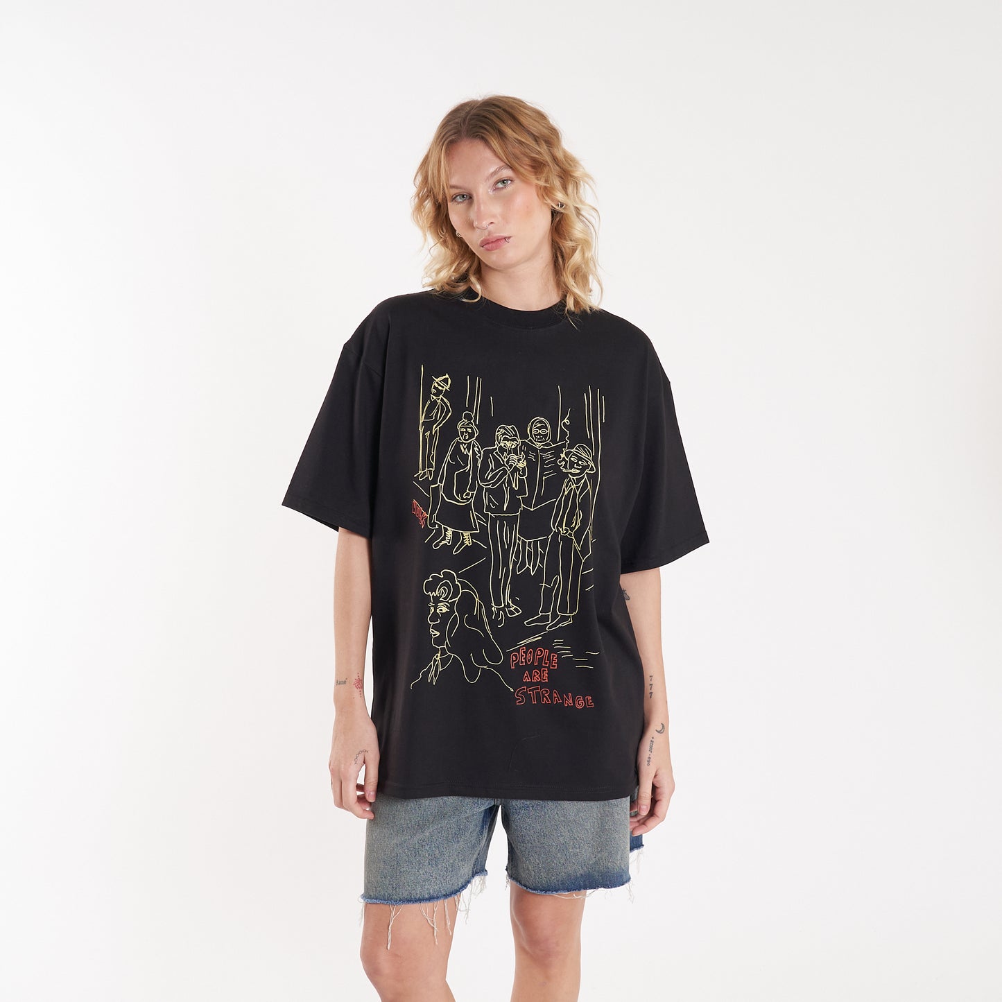 Remera Mc Vulk Strangers Tee Black