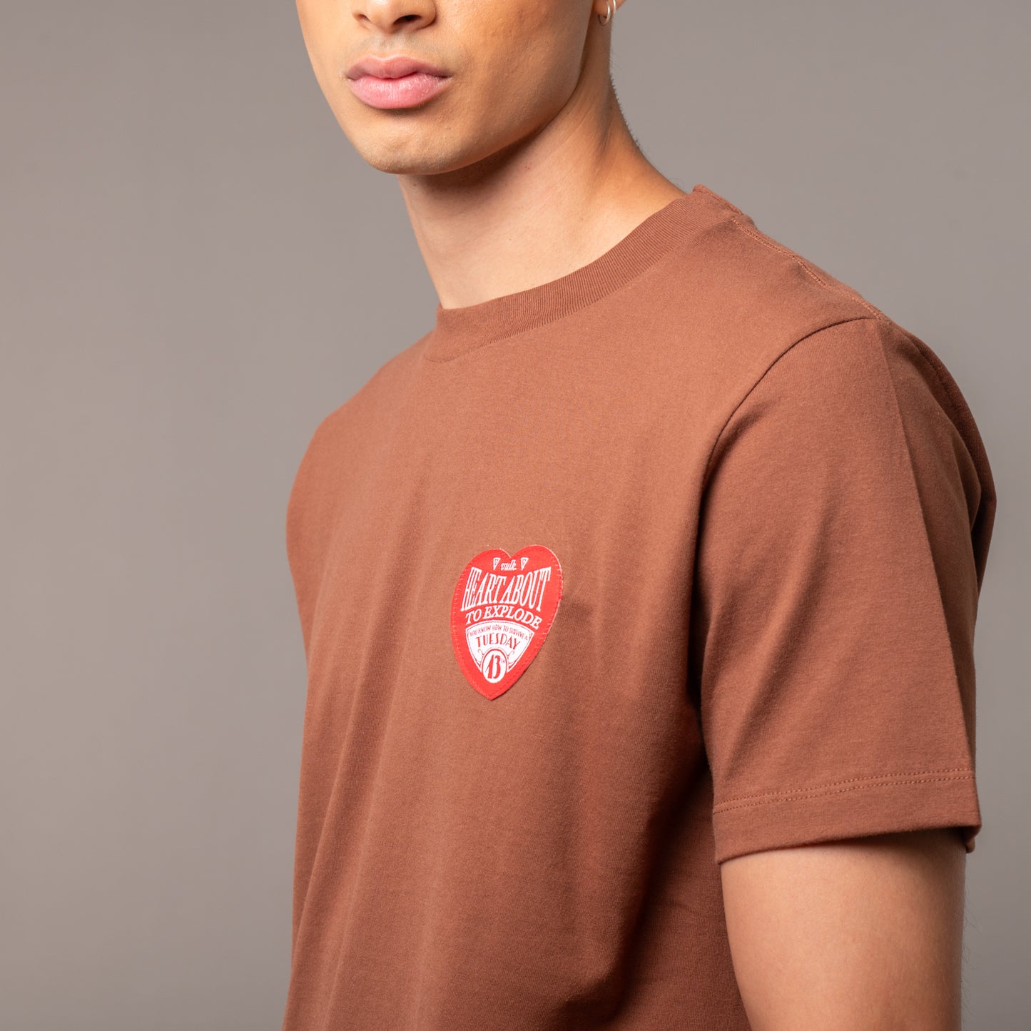 Remera Vulk Heart Brown