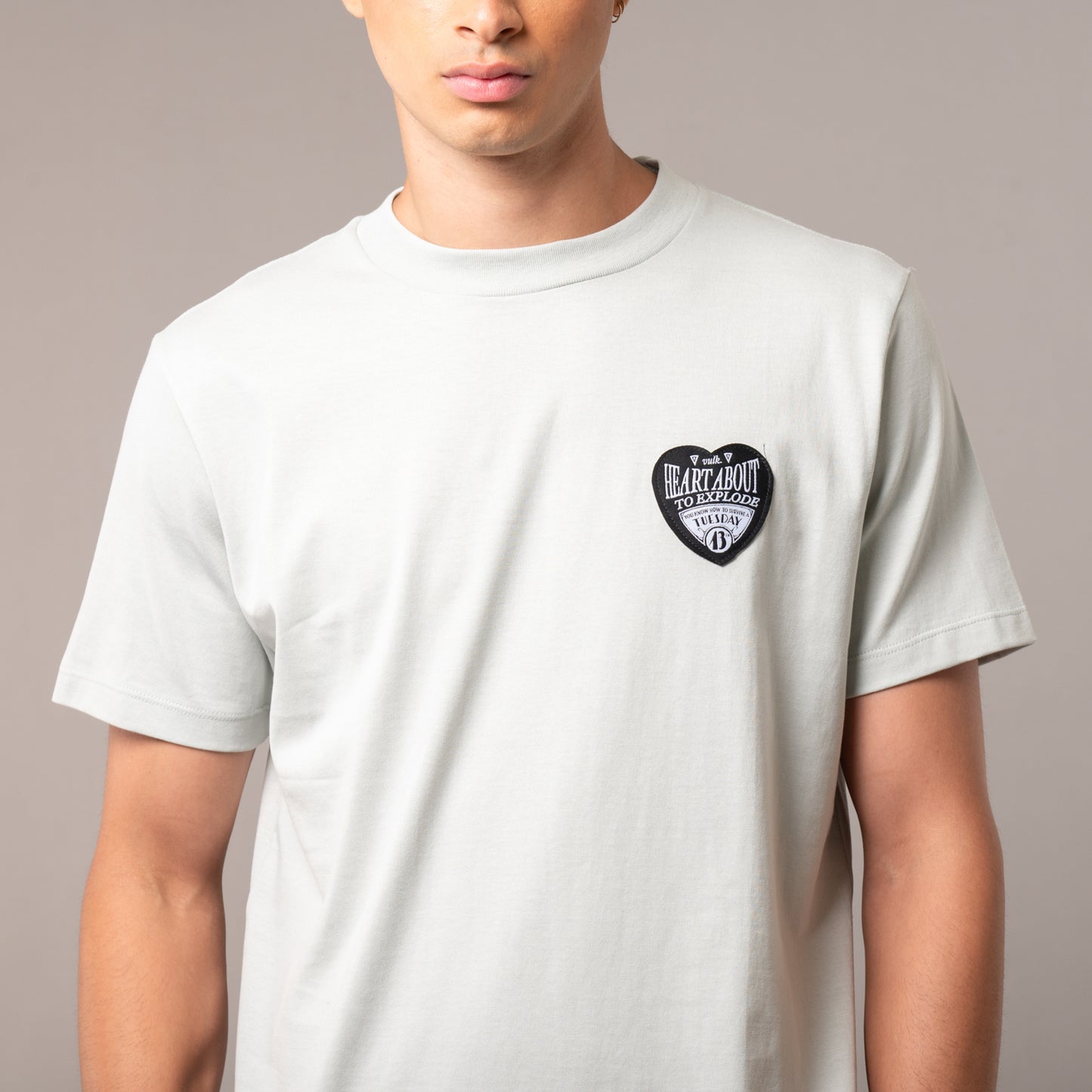 Remera Vulk Heart Grey