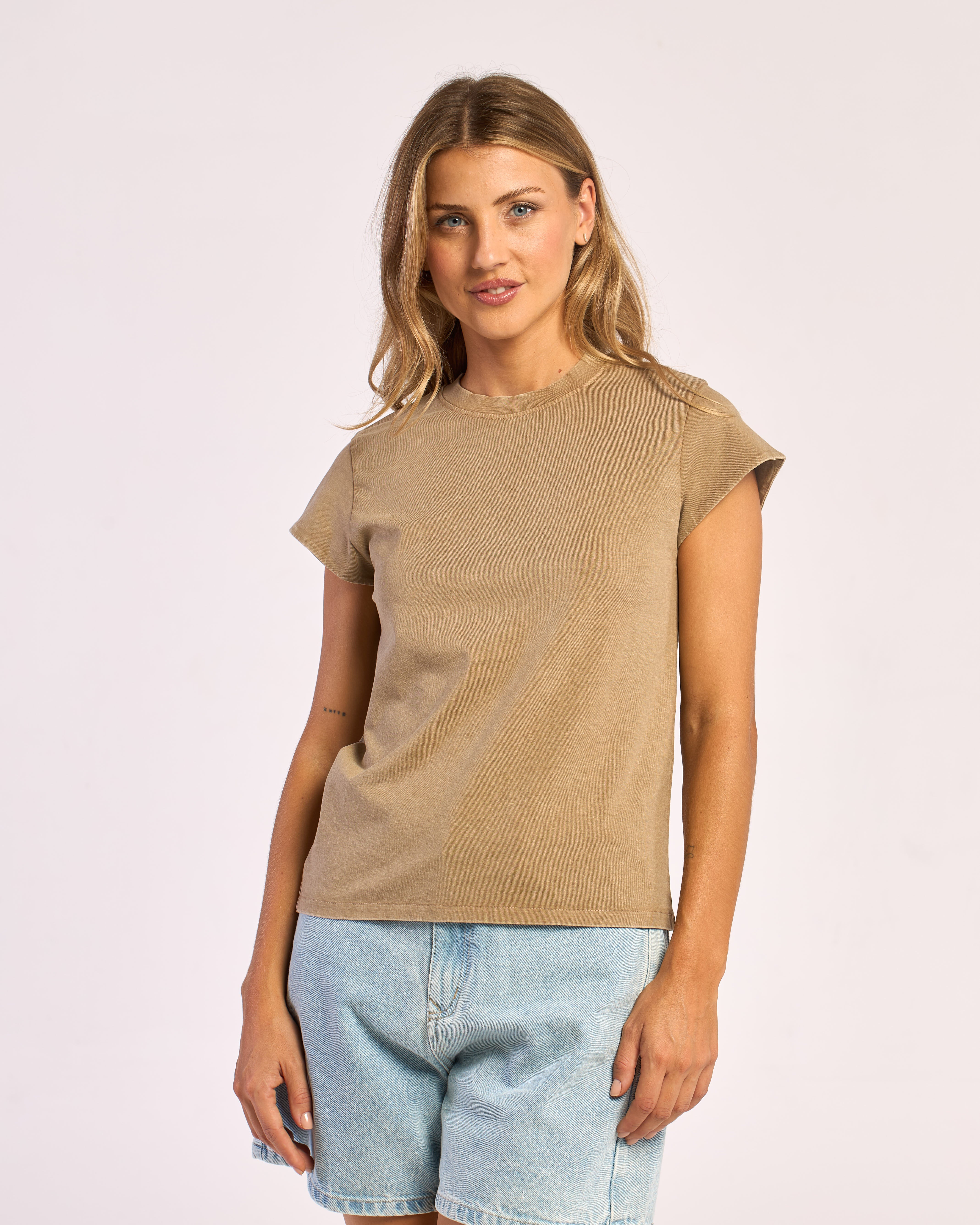 Remera Mc Rusty Sugar Process Tee Ld Taupe
