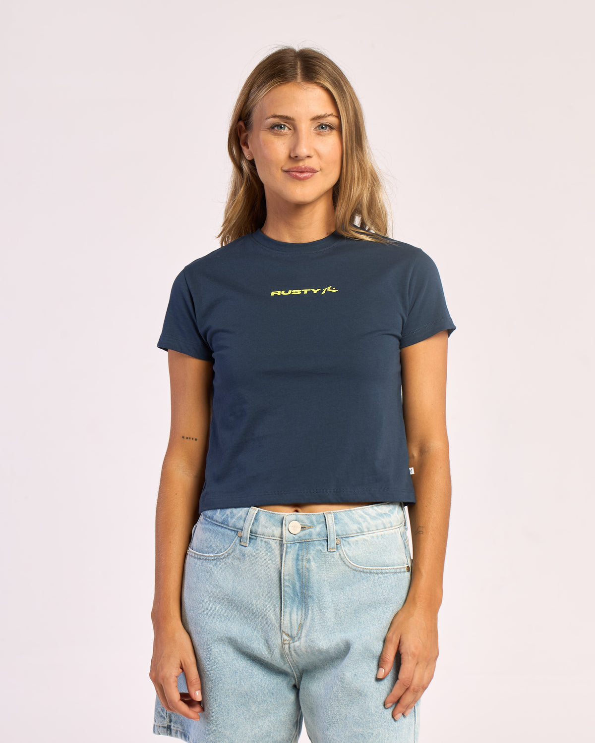 Remera Mc Rusty Essentials Relaxed Mini Tee 2.0 Ld Navy