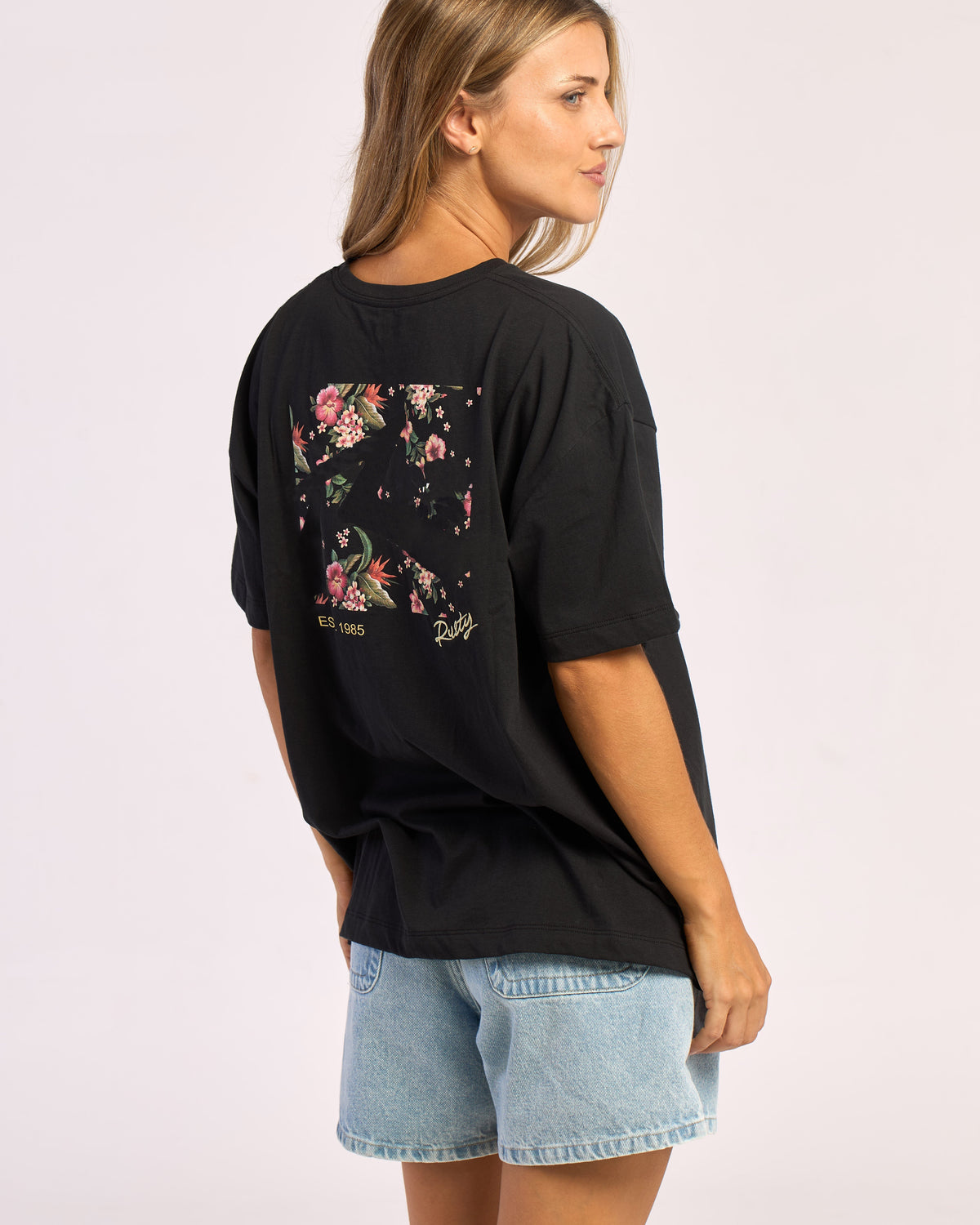 Remera Mc Rusty Jill Standard 4 Relaxed Fit Tee Ld Black