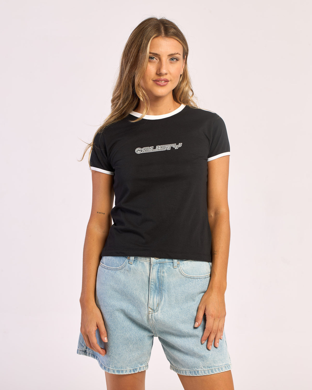 Remera Mc Rusty Classic Ringer Baby Tee Ld Black