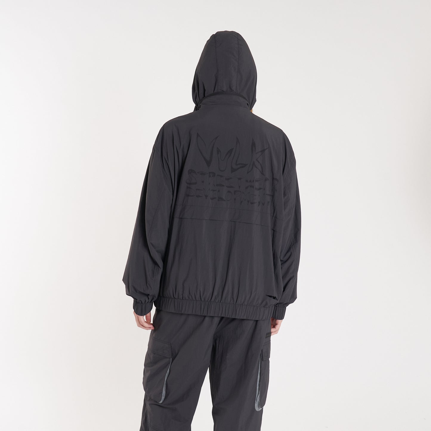 Campera Liviana Vulk Blasting Windbraker Dark Grey