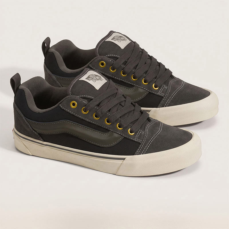 Zapatillas Vans U Knu Skool Black/Dark Gray