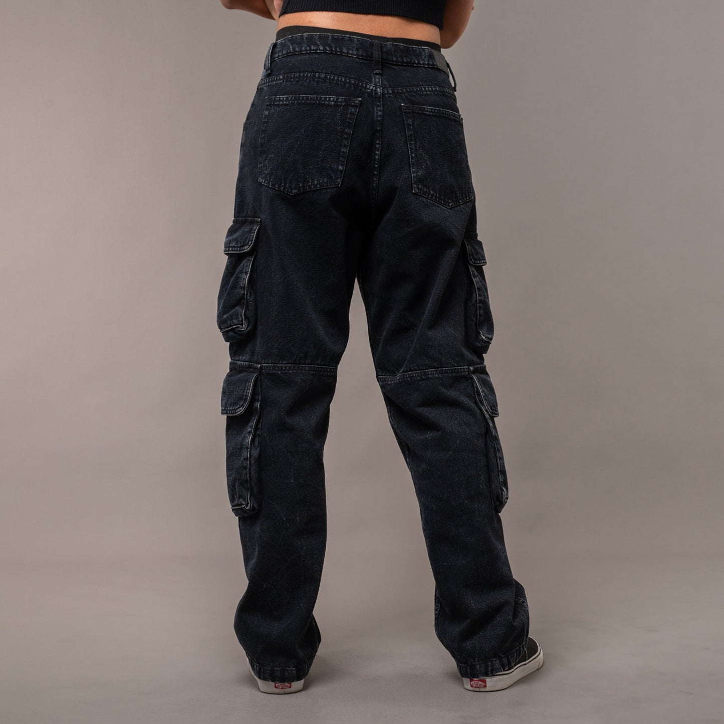 Jean Vulk Cargo Magnus Jean Black