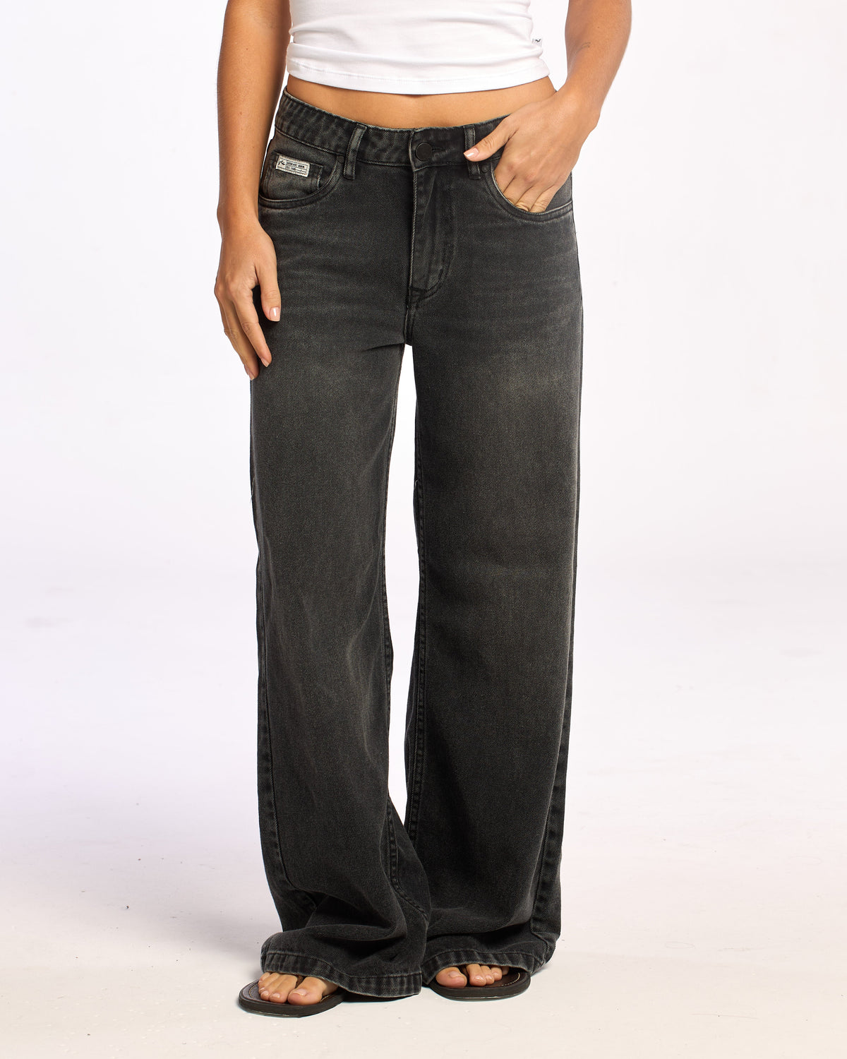 Jean Rusty Cyprus Black Low Rise Wide Jean Ld Blasted Black