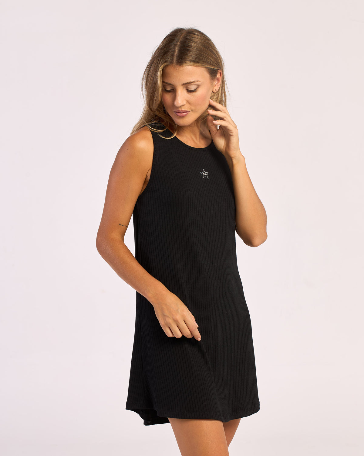 Vestido Rusty Shadow Back Tie Dress Ld Black