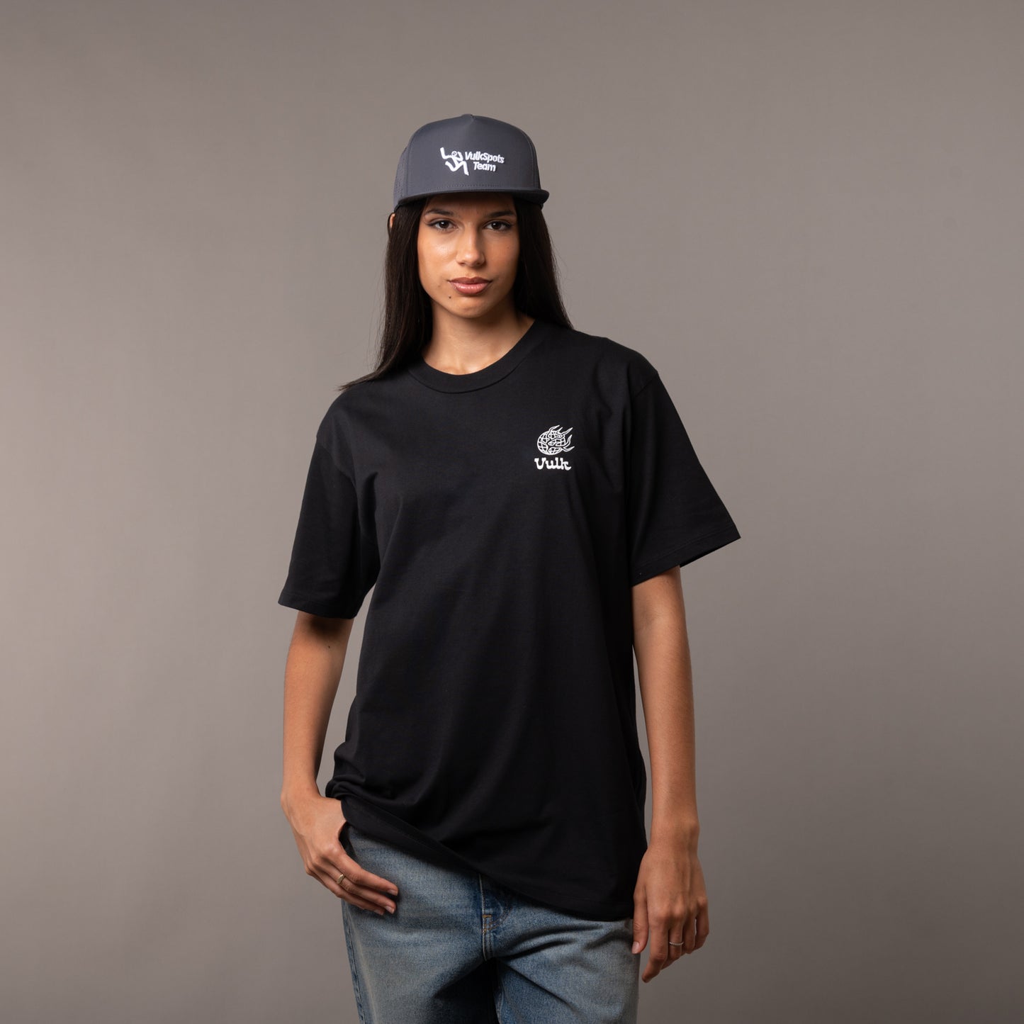 Gorra Vulk Sports Flat Trucker Dark Grey