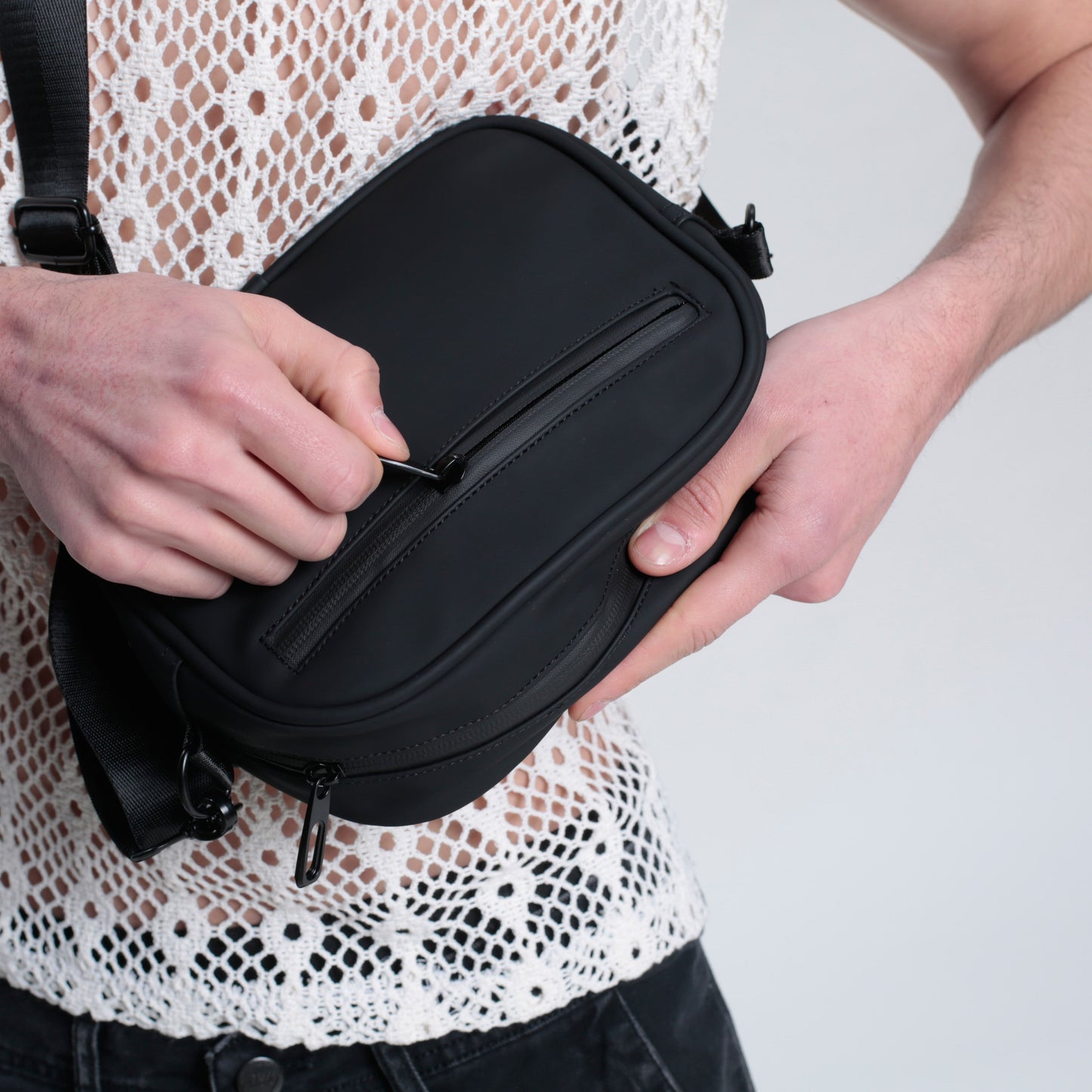 Bolso Vulk Neat Shoulder Bag Black