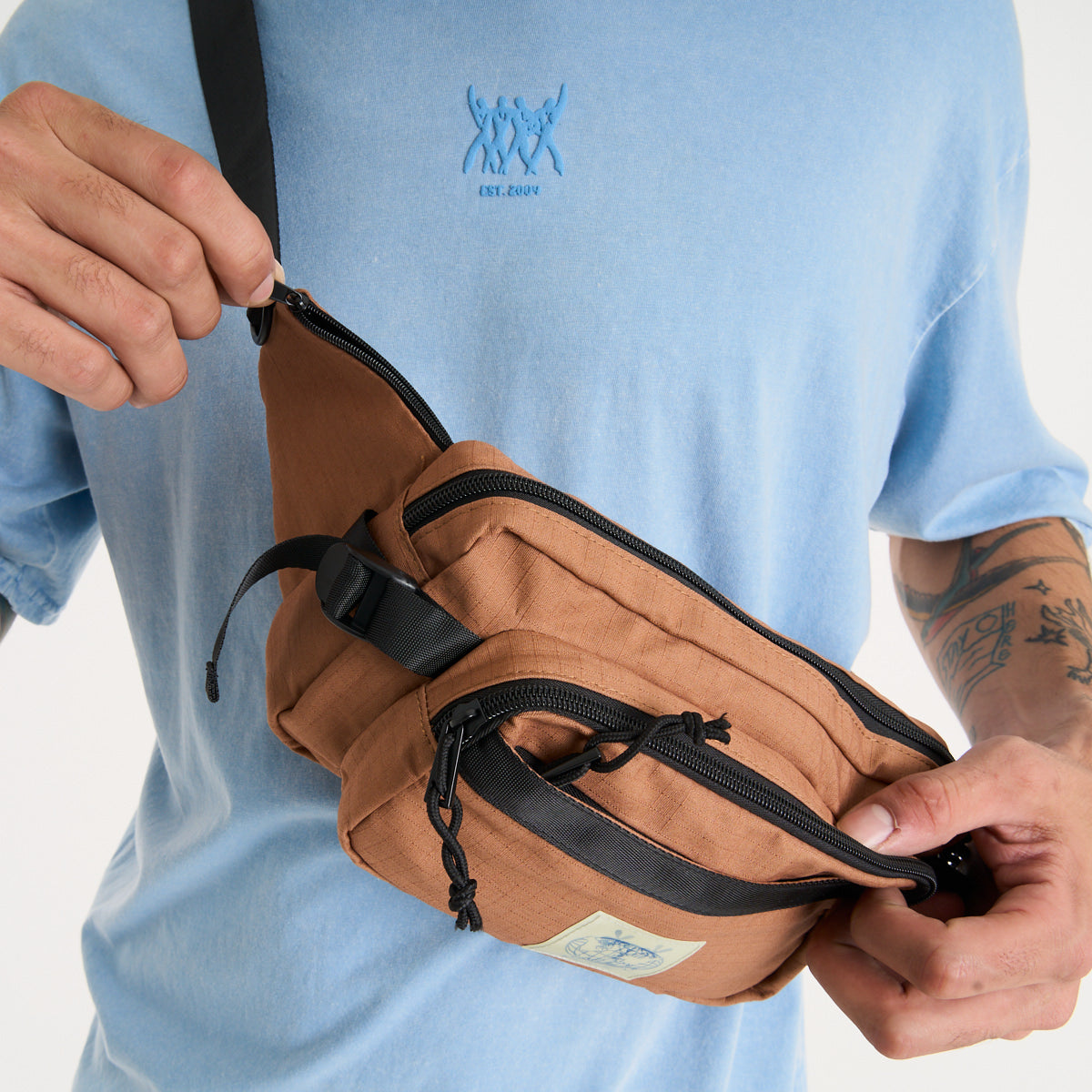 Bolso Vulk Teck Waistbag Brown