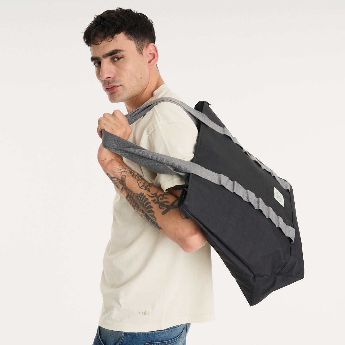 Bolso Vulk Dorian Bag Dark Grey