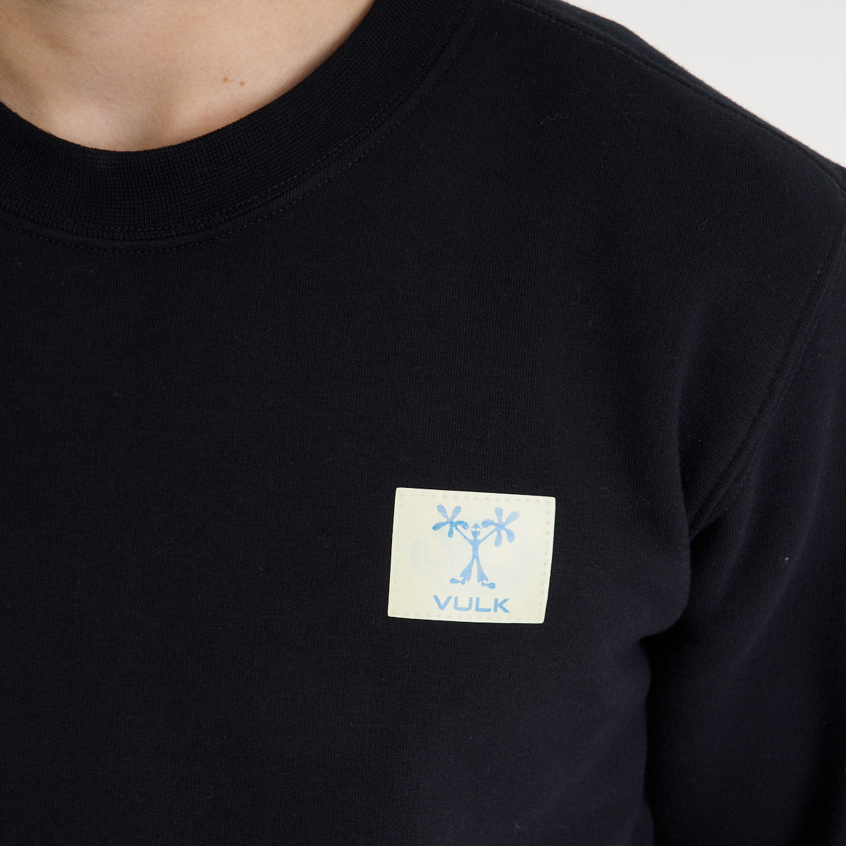 Buzo Vulk Arround Crew Black