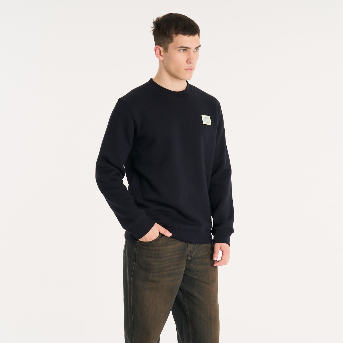 Buzo Vulk Arround Crew Black