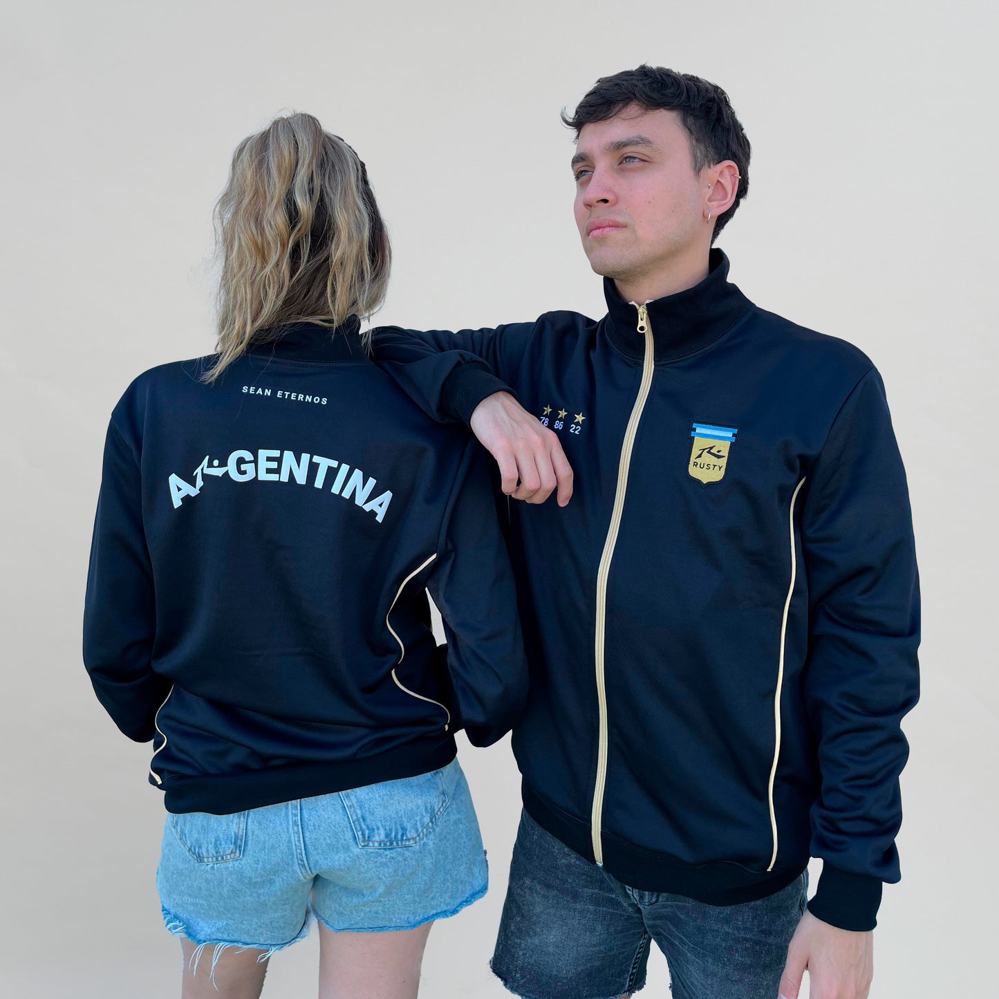 Campera Canguro Sean Eternos ZH Negro
