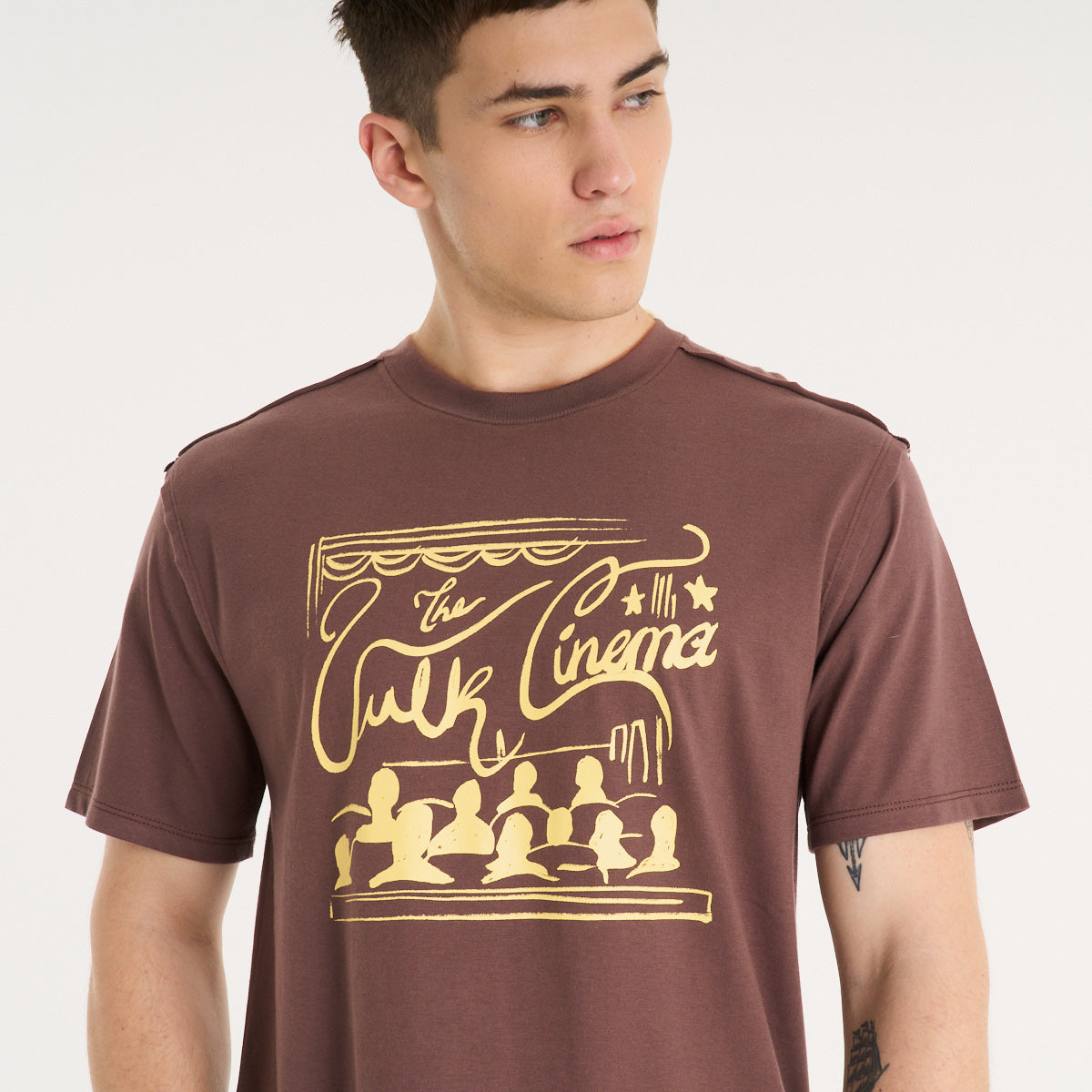 Remera Mc Vulk Cinema Tee Brown