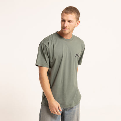 Remera Mc Rusty Competition V.2 Tee Savanna/Black