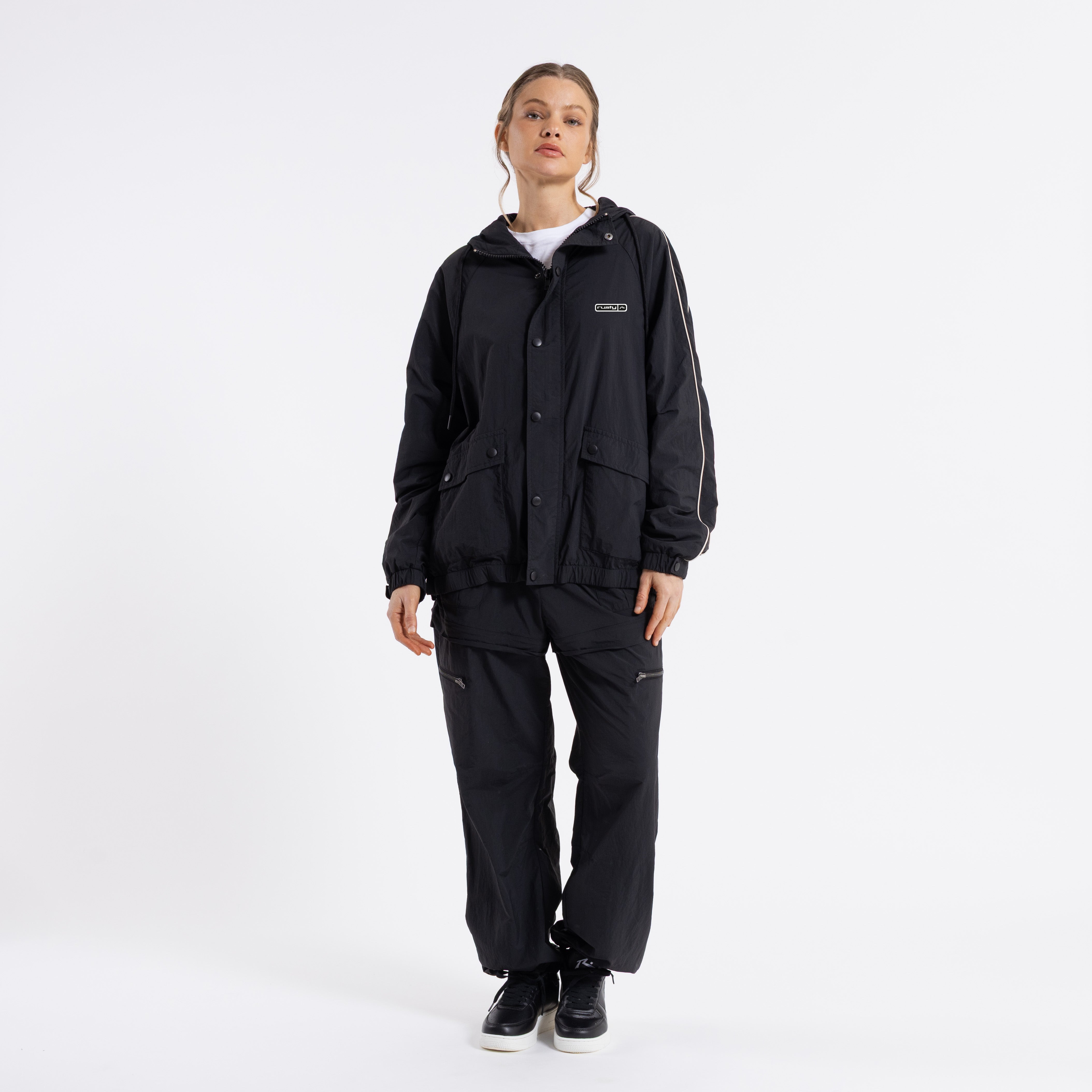 Campera Liviana Rusty Cruel Summer Windbreaker Jacket Ld Black