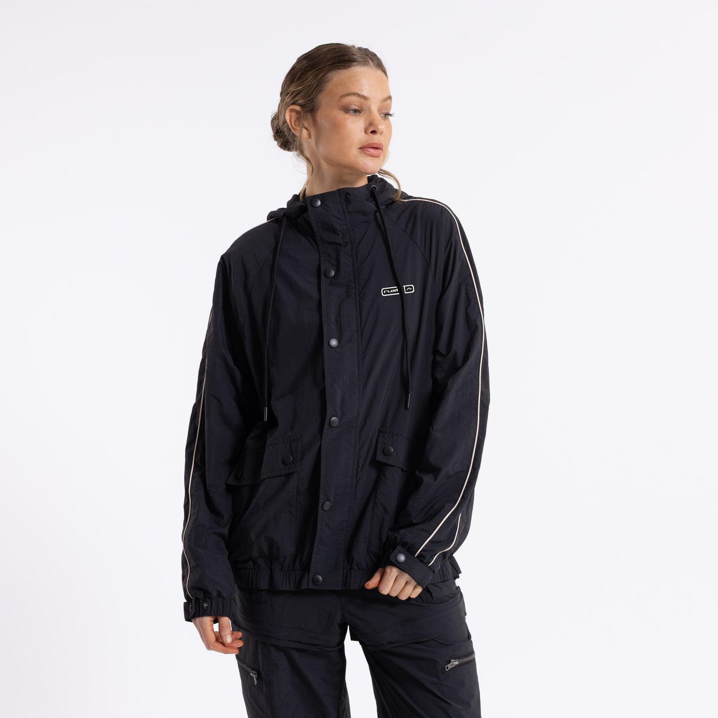 Campera Liviana Rusty Cruel Summer Windbreaker Jacket Ld Black