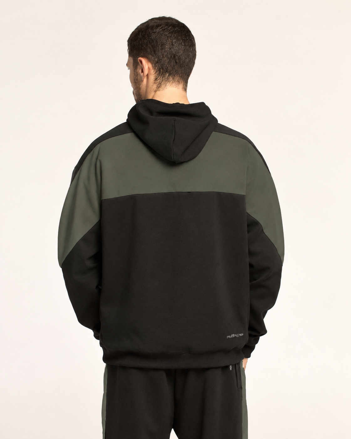 Canguro Rusty Implosion Hood Black