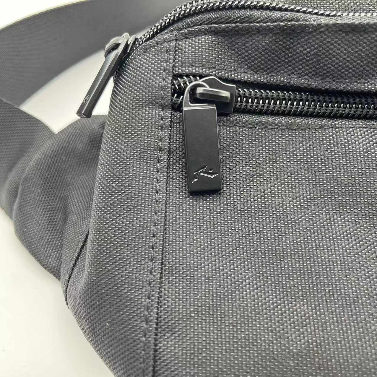 Riñonera Rusty Daytripper Waistbag Grey Marle