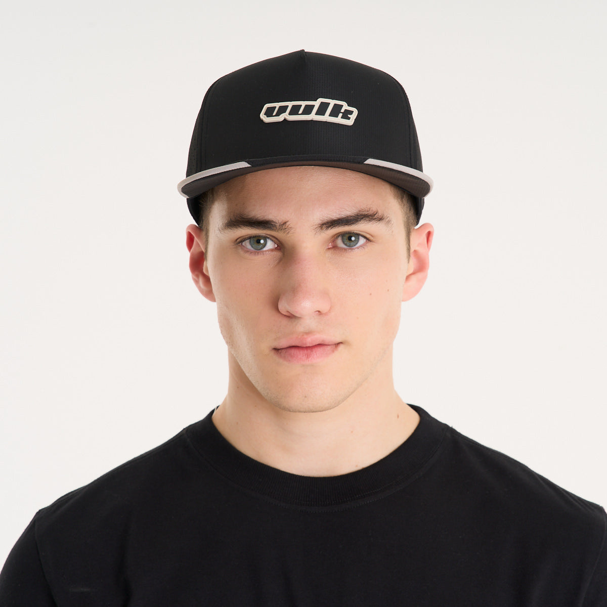 Gorra Vulk Drive Flat Trucker Black