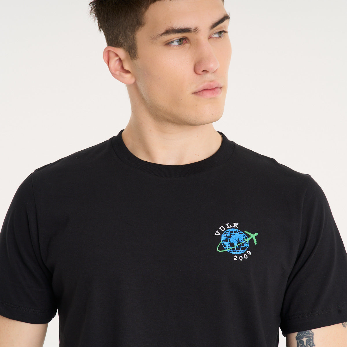Remera Mc Vulk Entry Tee Black