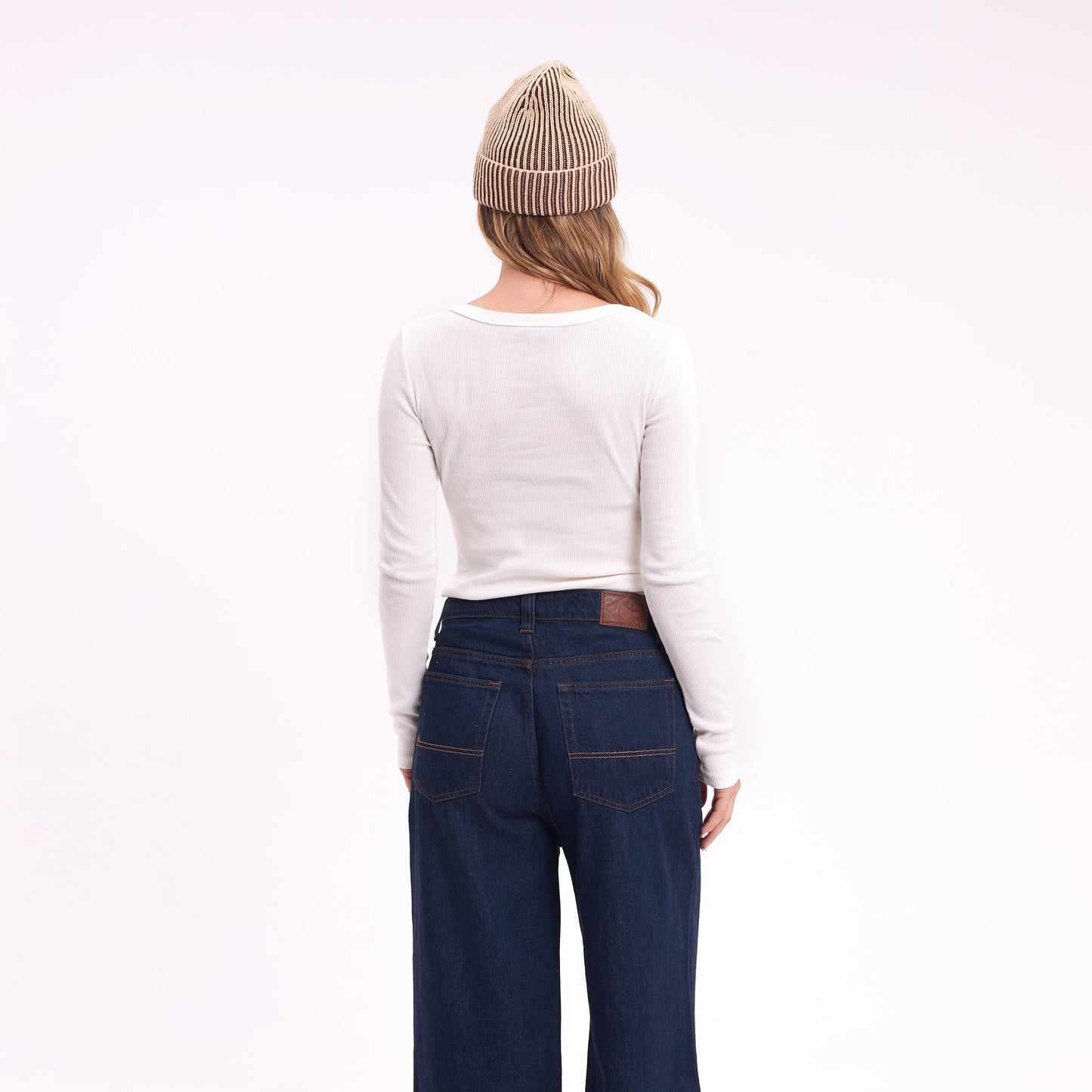 Remera Ml Rusty Essentials Fitted Ls Tee Off White