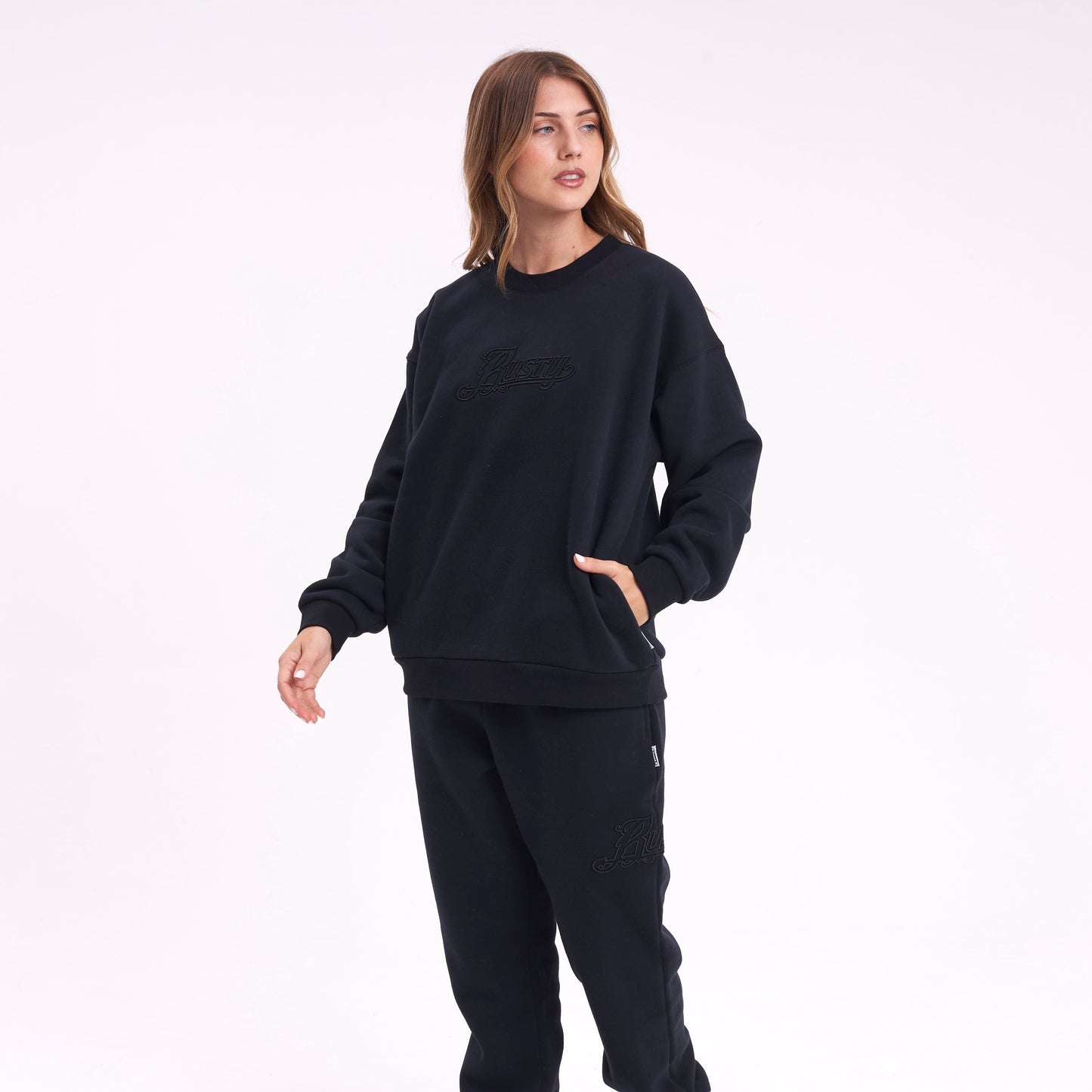 Buzo Rusty Feel Essentials Relaxed Crew Ld Black