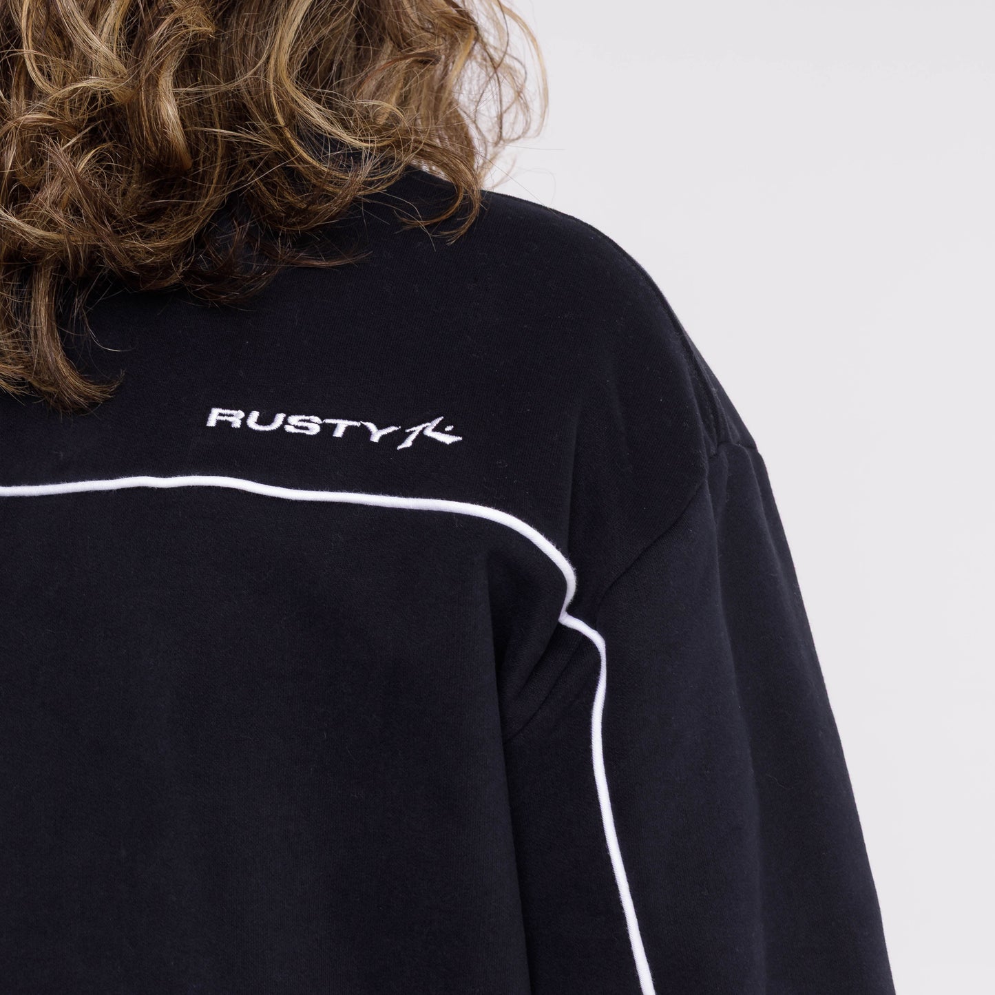 Buzo Rusty Gattors Crew Black