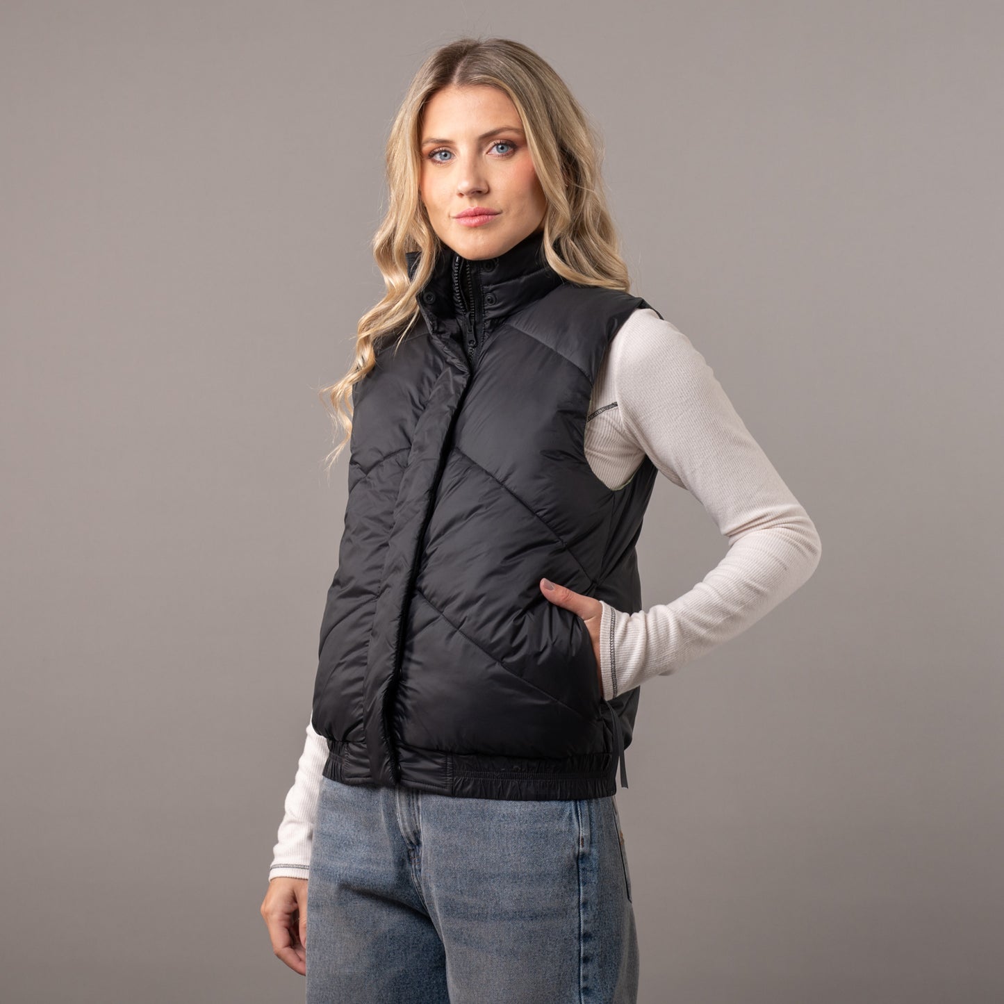 Chaleco Rusty Glow Puffer Vest Ld Black