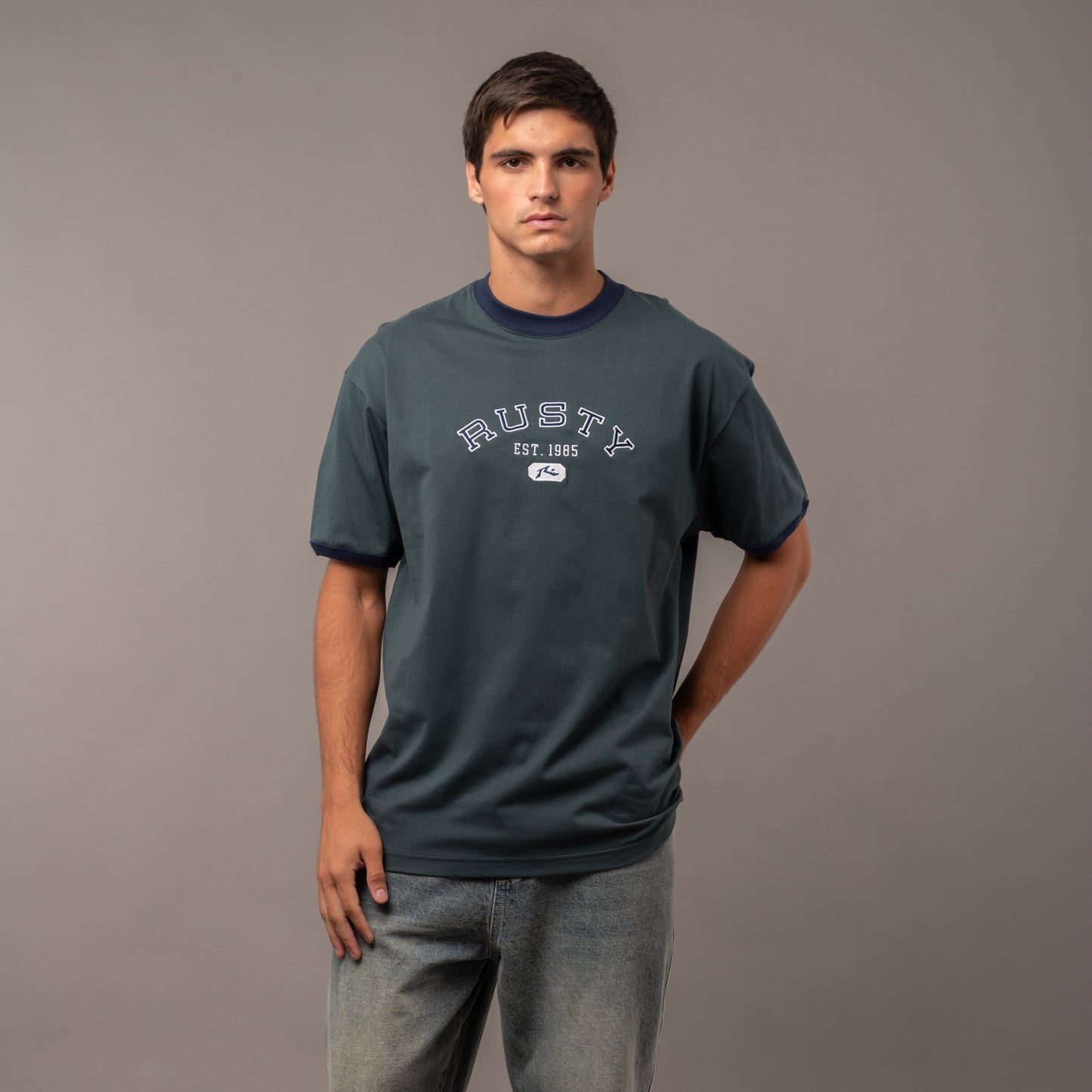Remera Rusty Harvard  Green Gables