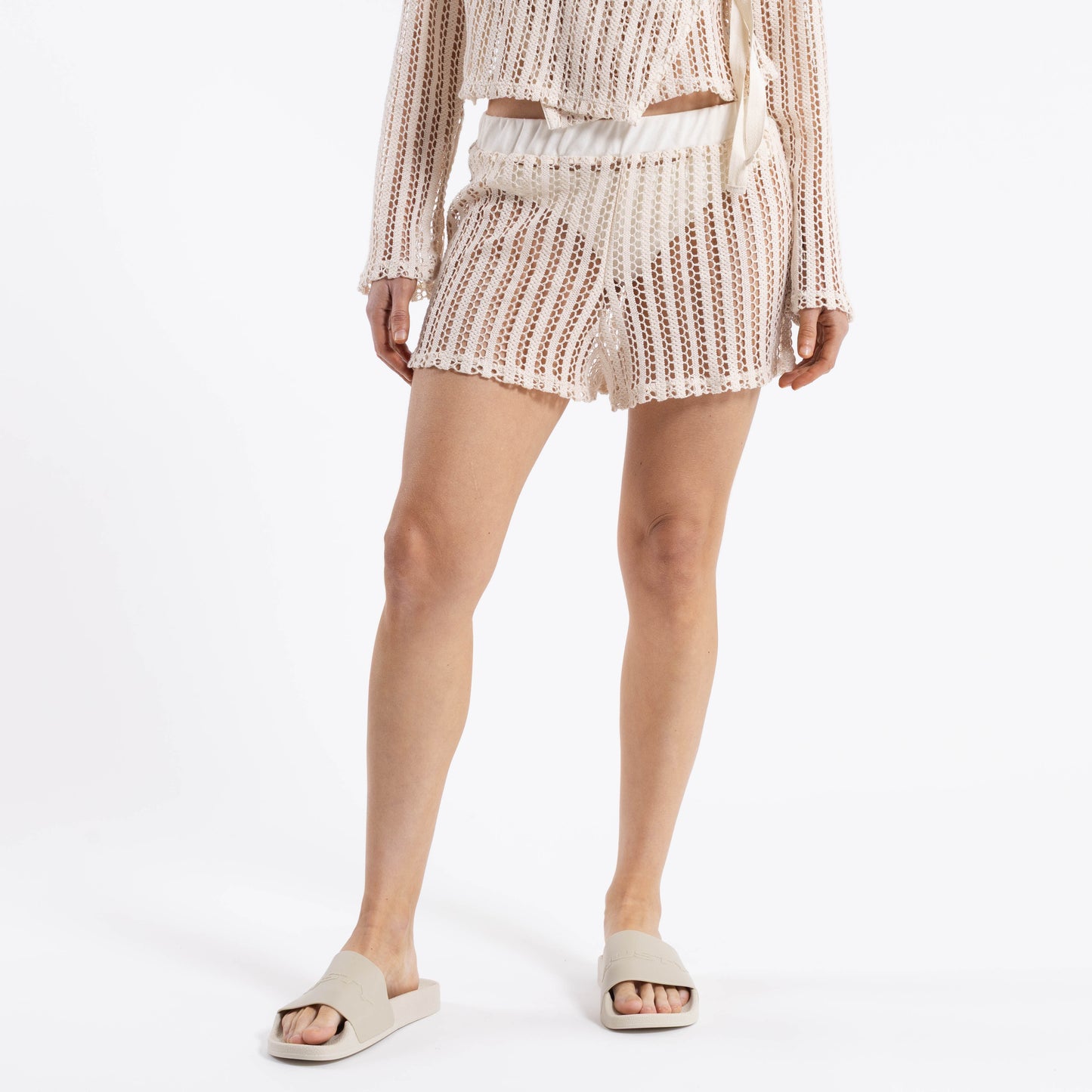 Short Sport Rusty I Kissed A Pearl Lace Booty Short Ld Ecru