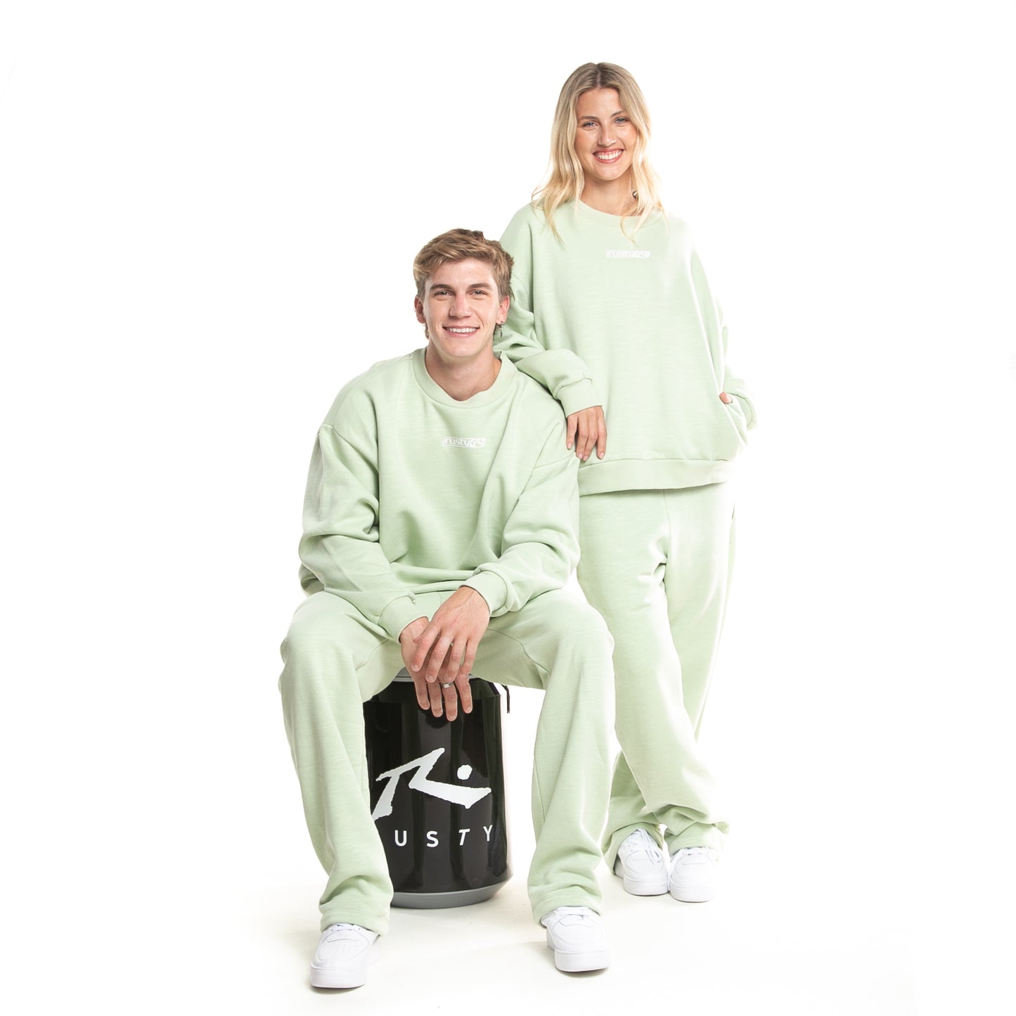 buzo_rusty_leiden_crew_unisex_celadon_green#TU#CELADON GREEN