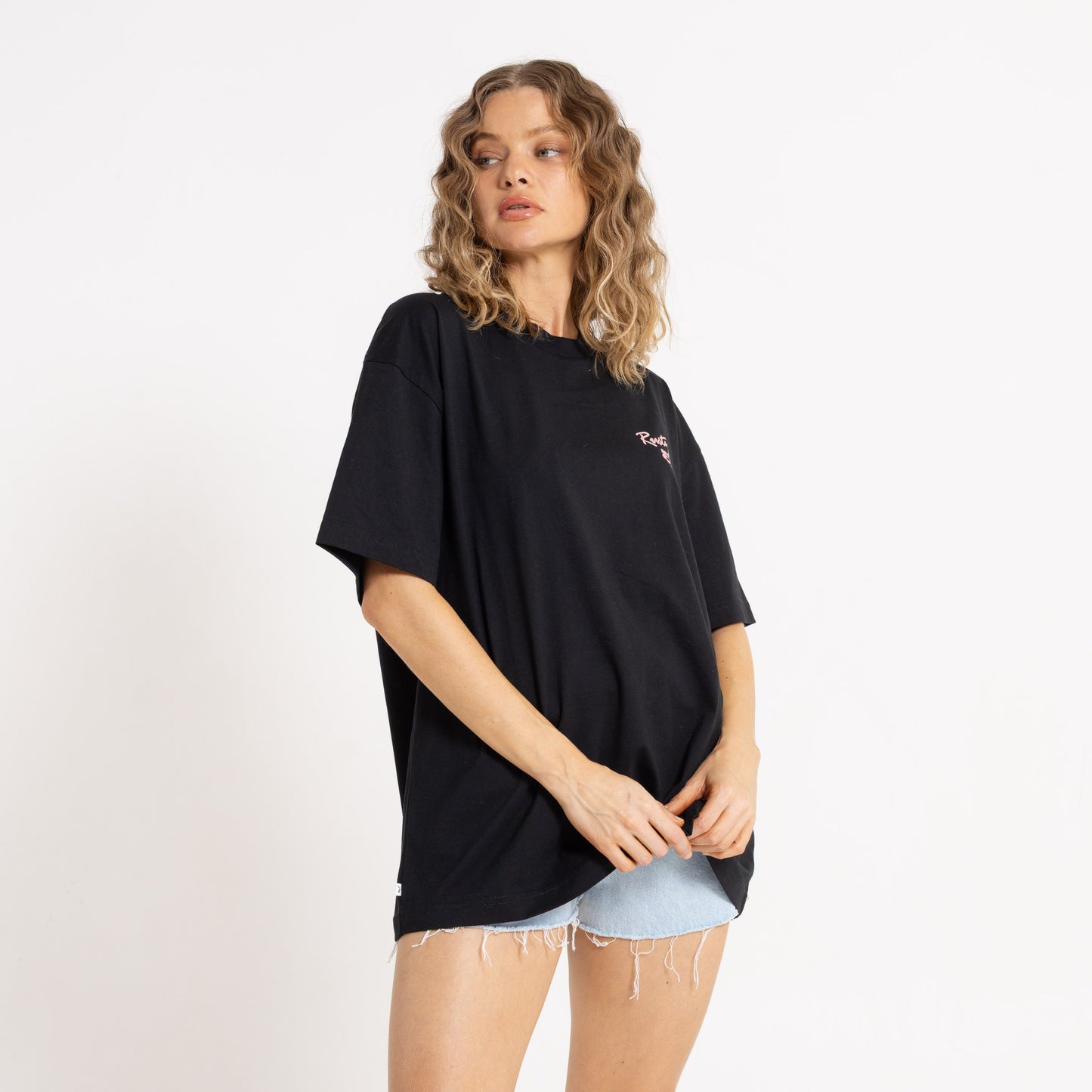 Remera Mc Rusty Jill Standard 2 Dye Relaxed Fit Tee Ld Black