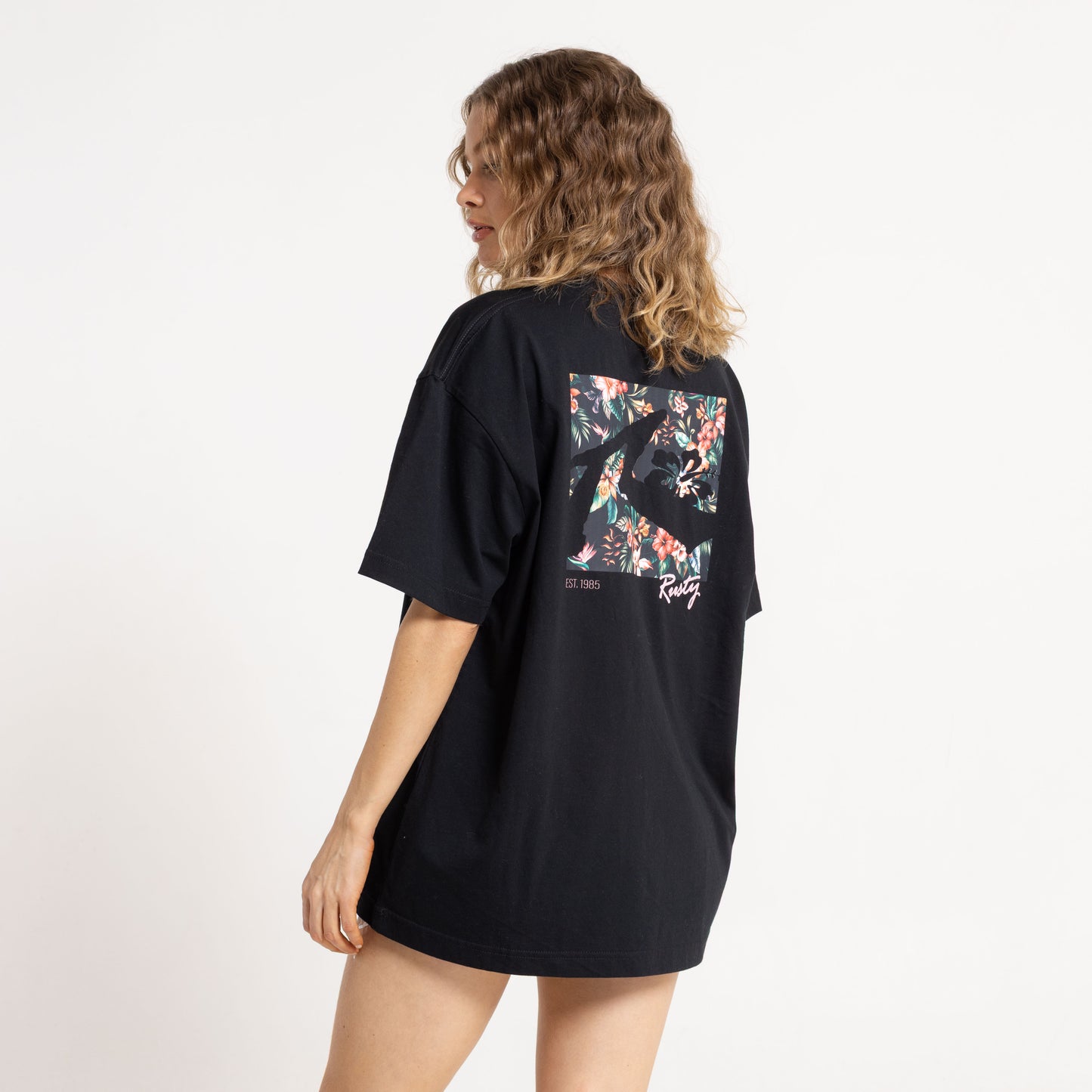 Remera Mc Rusty Jill Standard 2 Dye Relaxed Fit Tee Ld Black