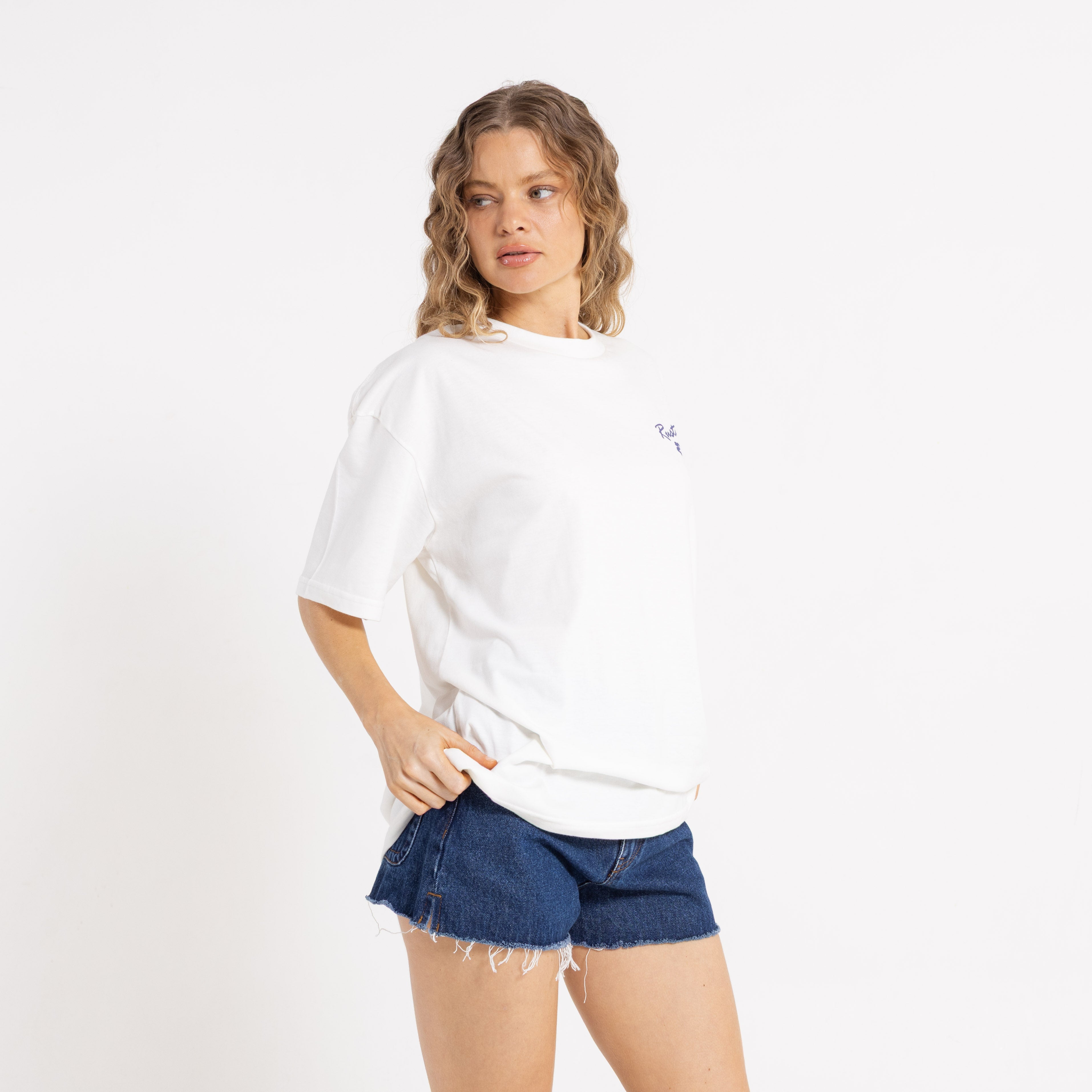 Remera Mc Rusty Jill Standard 2 Dye Relaxed Fit Tee Ld White
