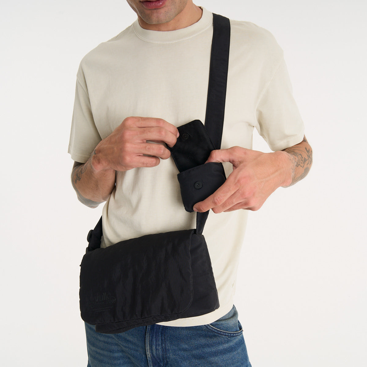 Bolso Vulk Kendrick Bag Black