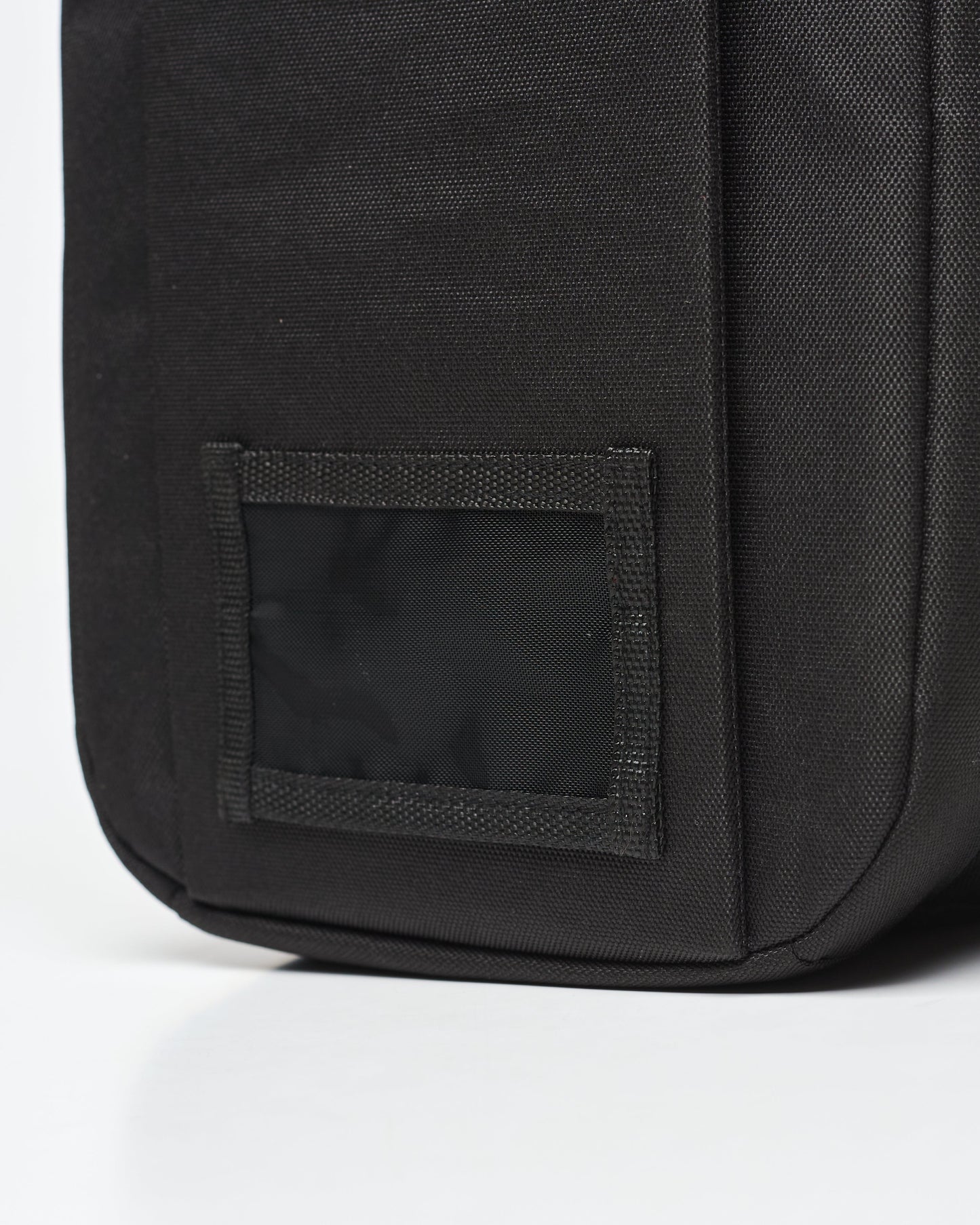 Bolso Rusty Supernova Lunch Box All Black