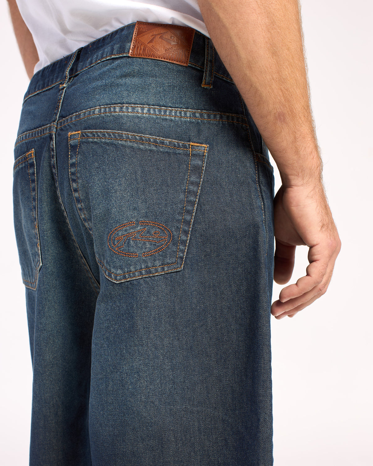 Bermuda Rusty Lobster Ws Dark Blue