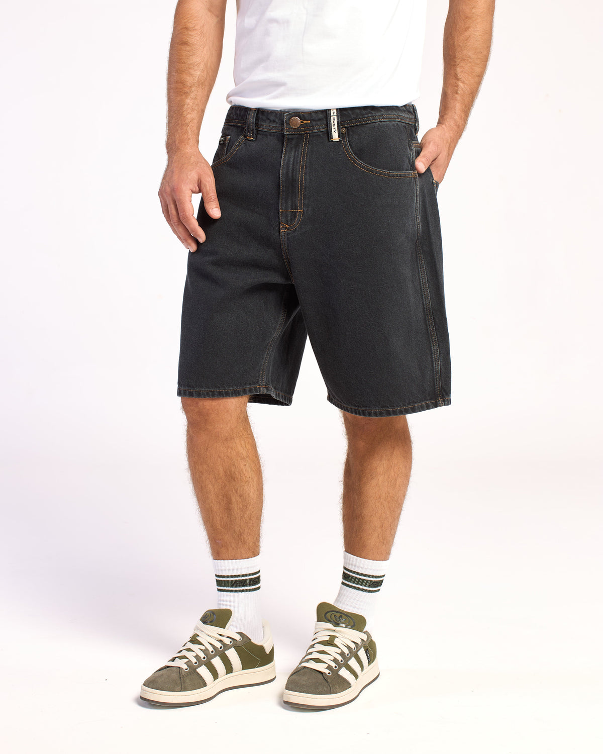 Bermuda Rusty Lucifer 3 Ws Black