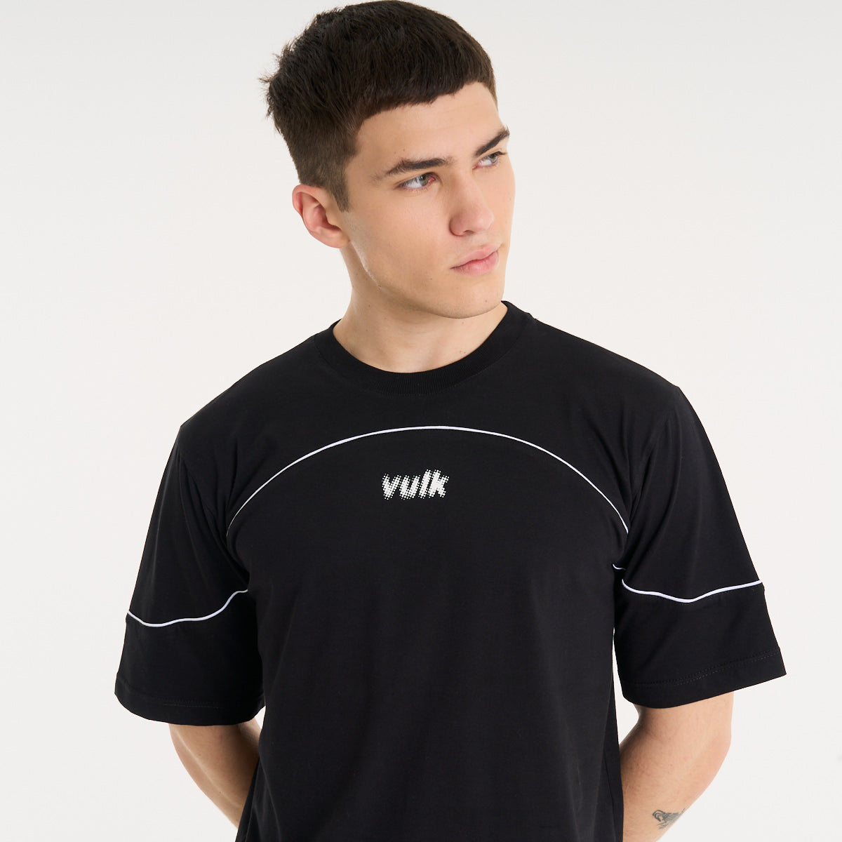 Remera Mc Vulk Max Tee Black