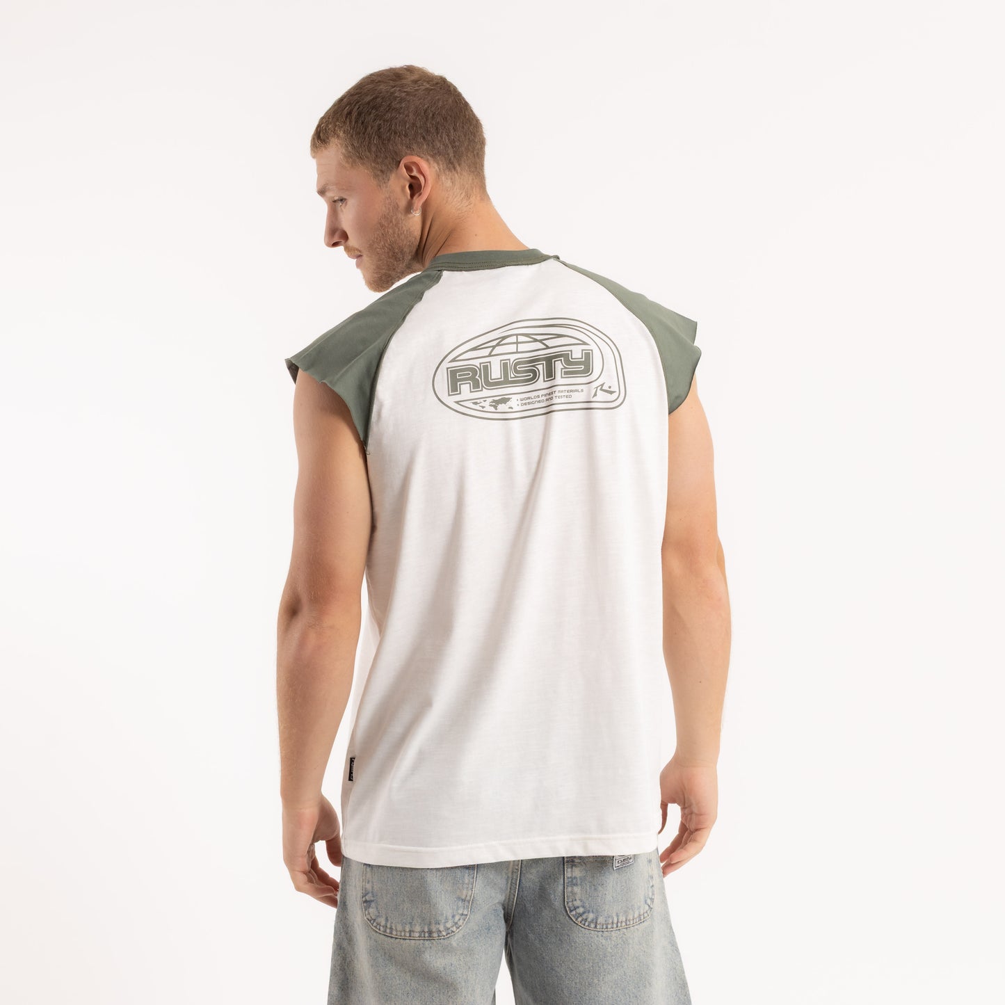 Musculosa Rusty Cold Rew Muscle Off White/Shadow Army