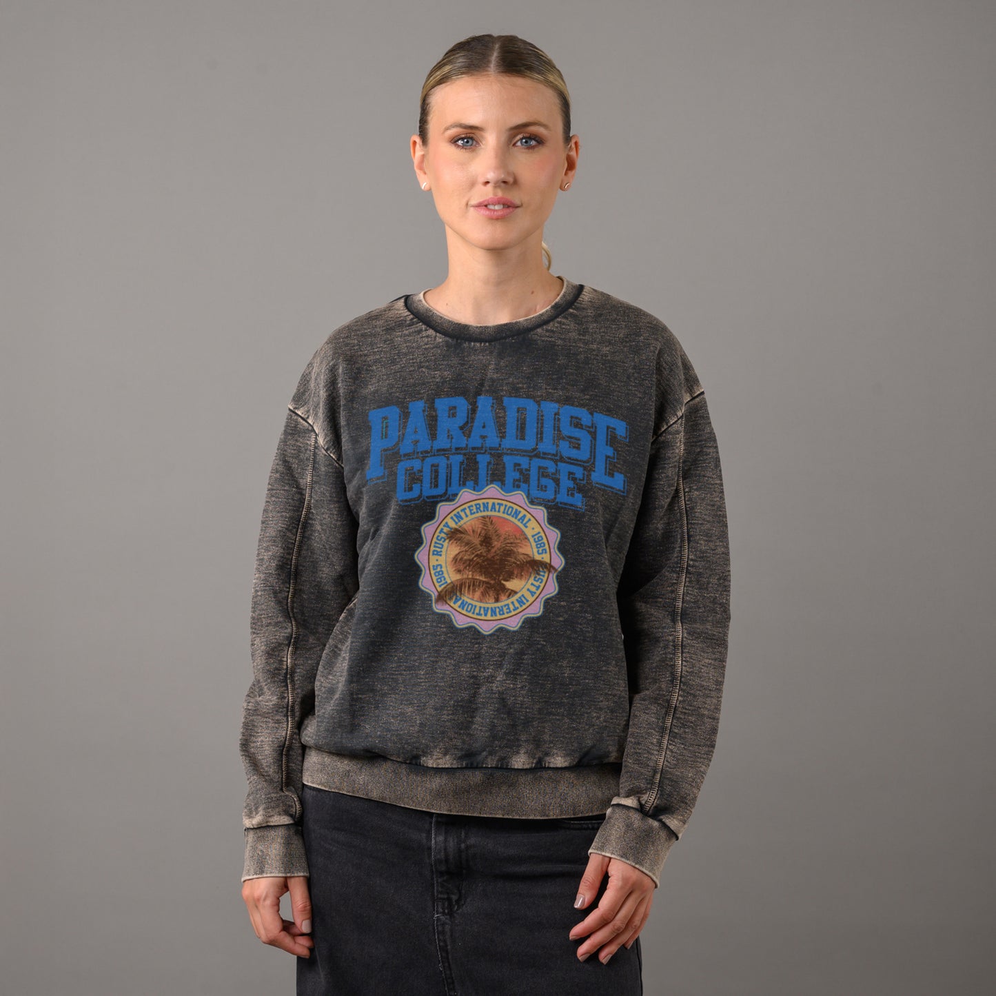 Buzo Rusty Paradise College Washed Black