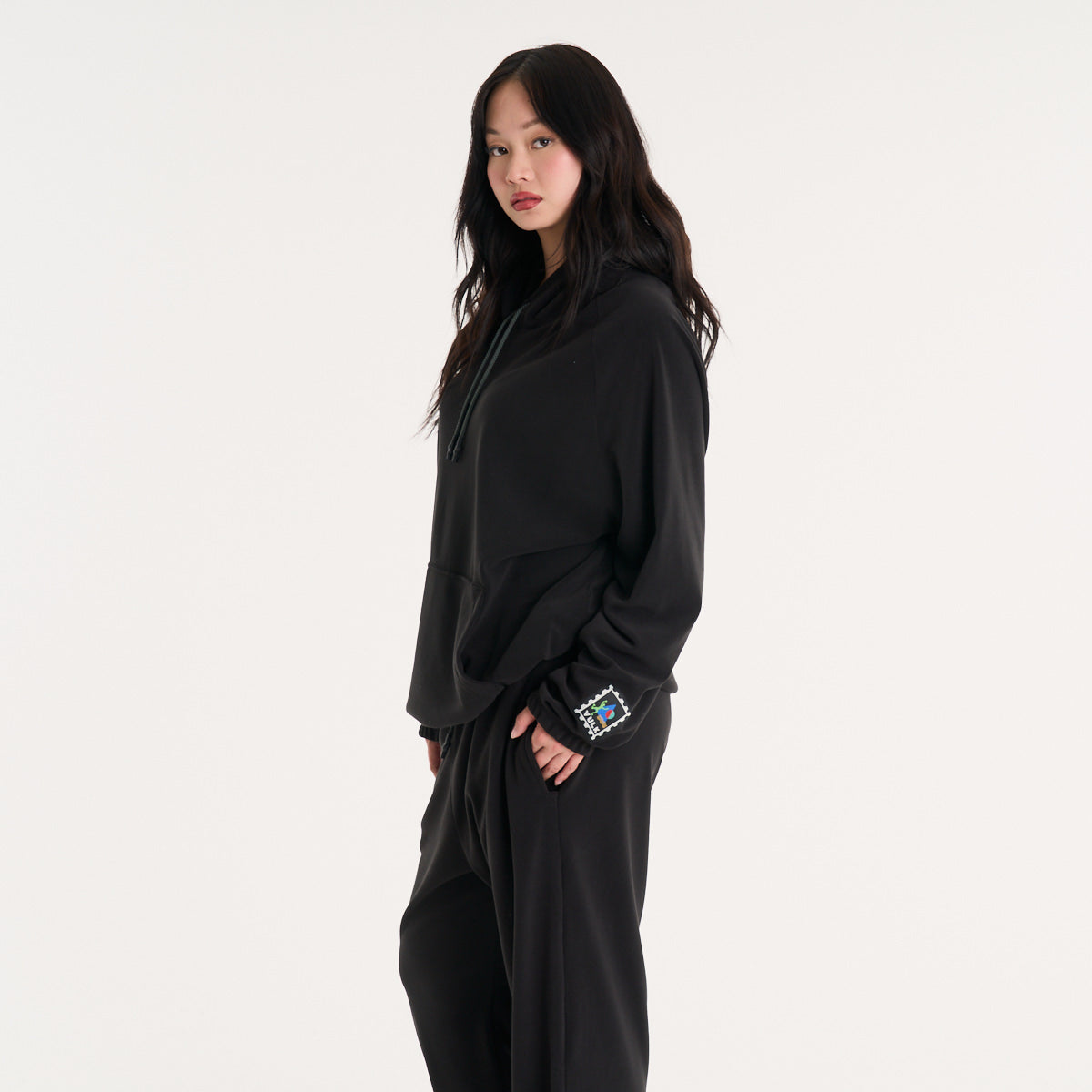 Buzo Vulk Parker Hood Black