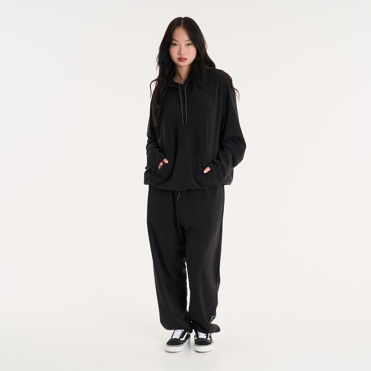 Buzo Vulk Parker Hood Black
