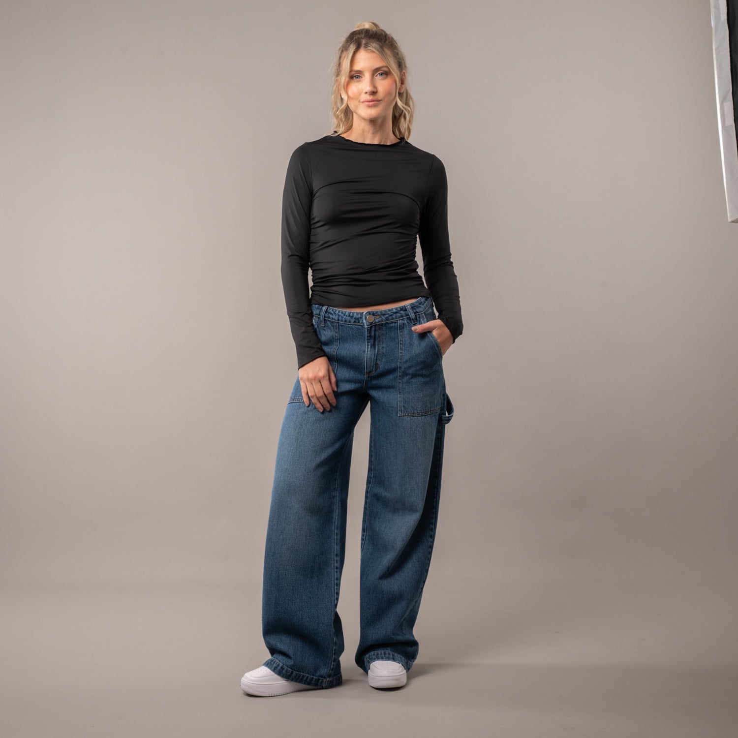 Fashion Top Rusty Plain Jane Ruched Ls Top Ld Black