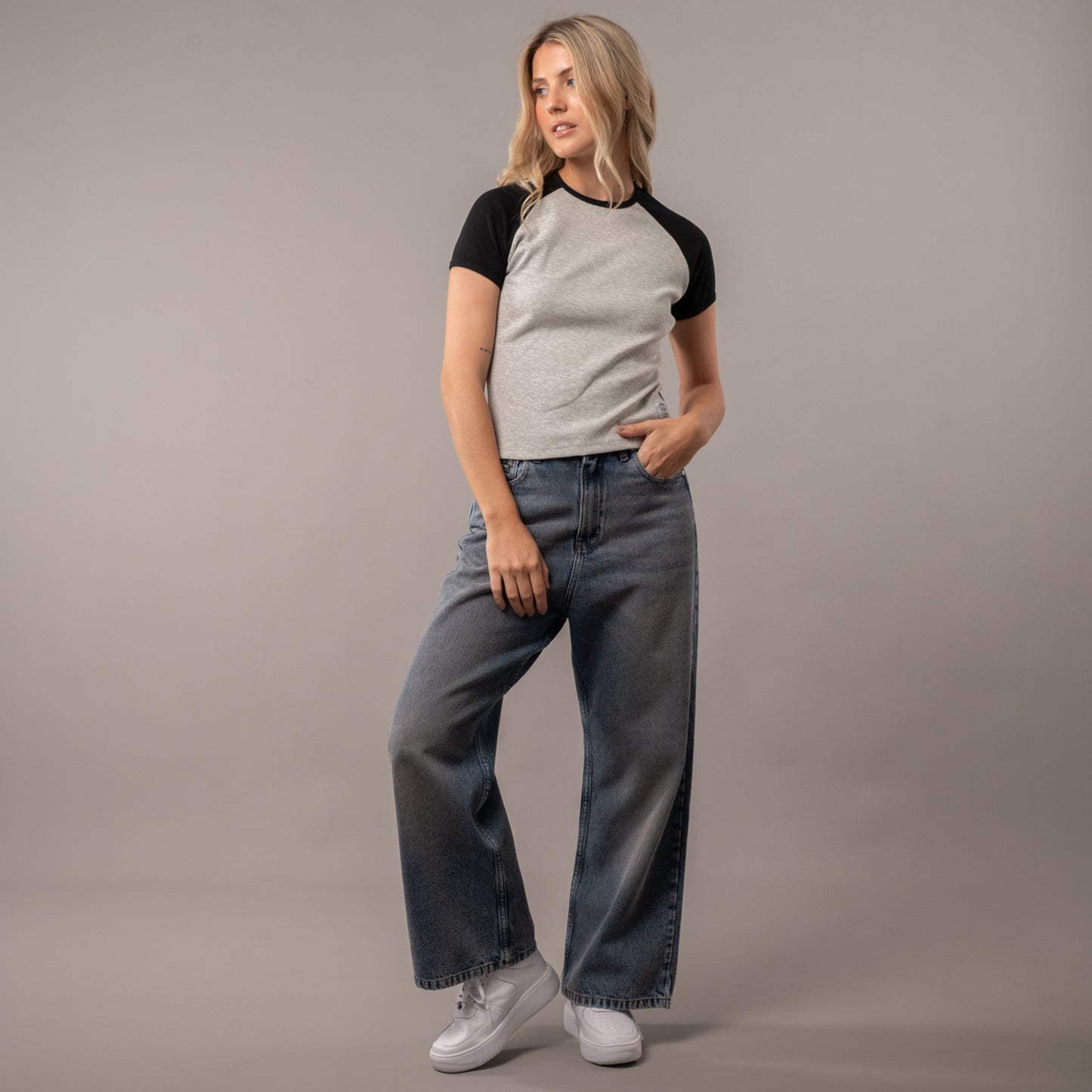 Remera Rusty R2K Raglan Skimmer Ld Grey Marle