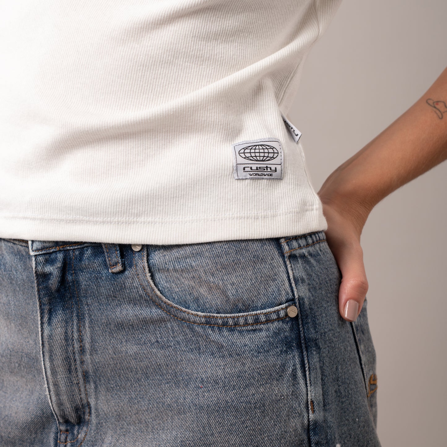 Remera Rusty R2K Raglan Skimmer Ld White